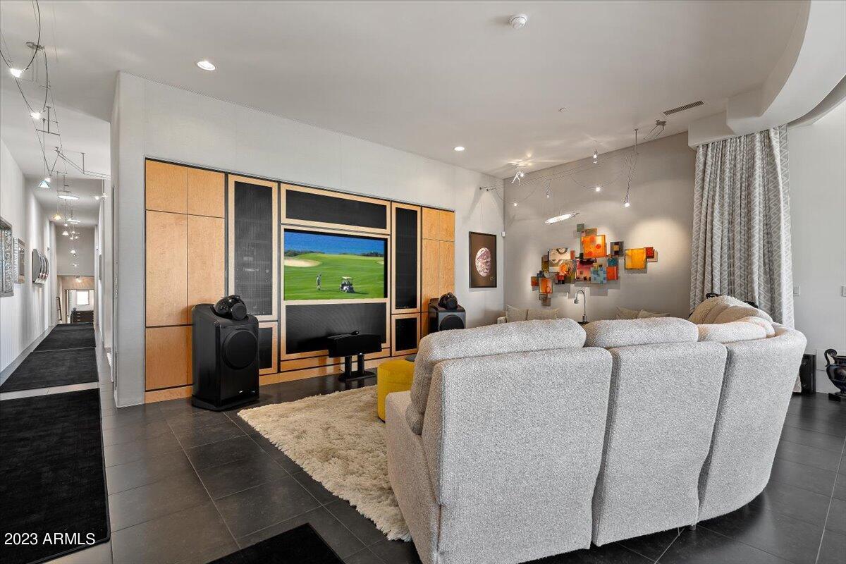 CAREFREE AIR PARK ESTATES - Residential