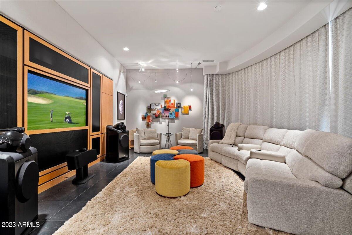CAREFREE AIR PARK ESTATES - Residential