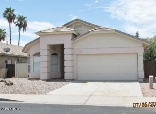EXECUTIVE PALMS - Residential Lease