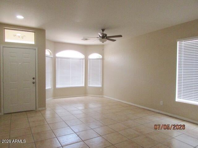 EXECUTIVE PALMS - Residential Lease
