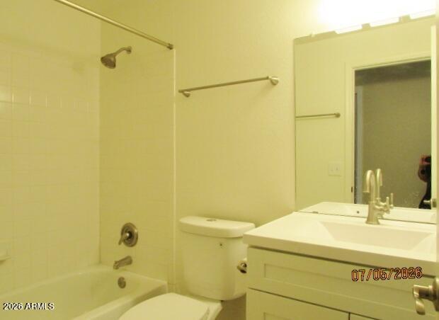 EXECUTIVE PALMS - Residential Lease