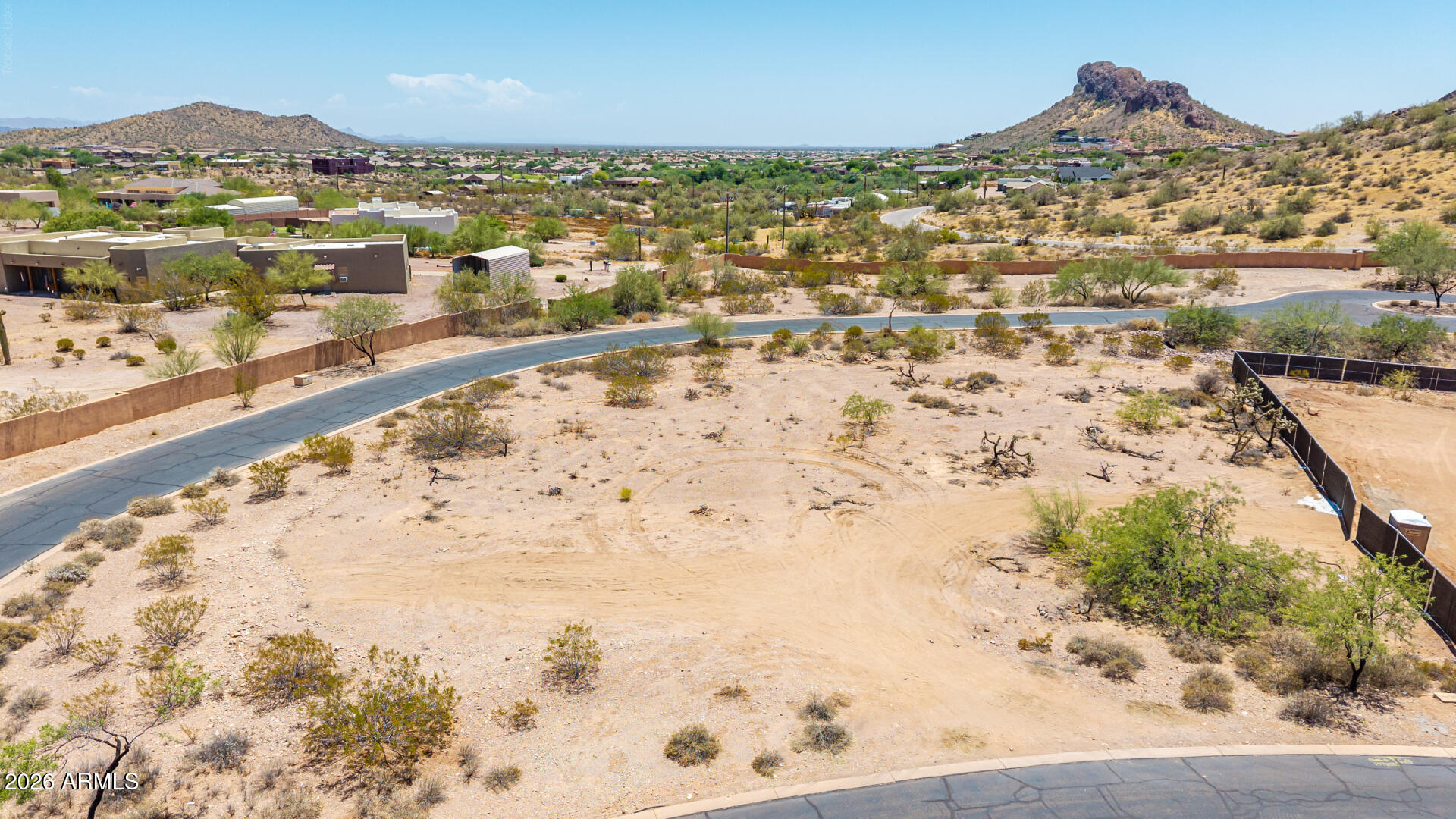 PETROGLYPH ESTATES AT SUPERSTITION FOOTHILLS - Land