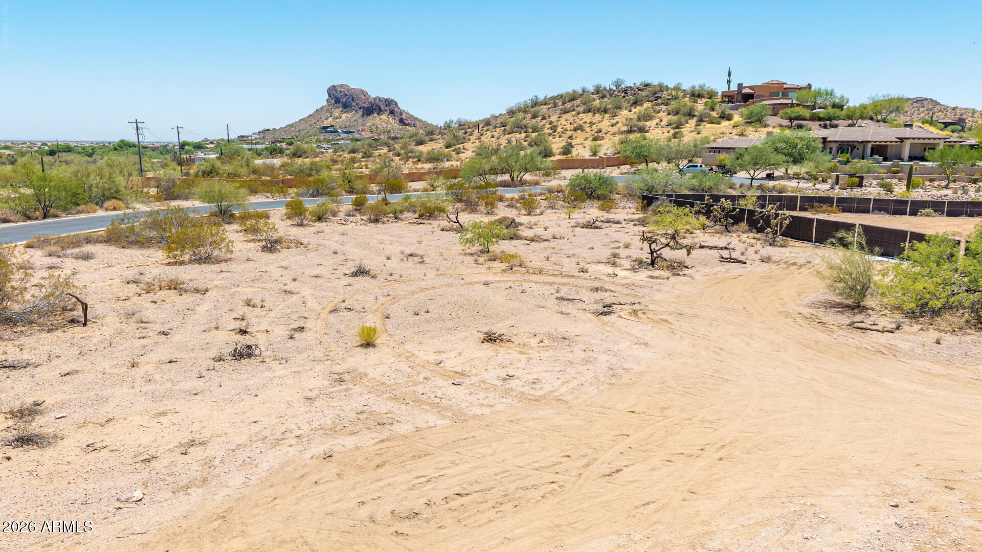 PETROGLYPH ESTATES AT SUPERSTITION FOOTHILLS - Land
