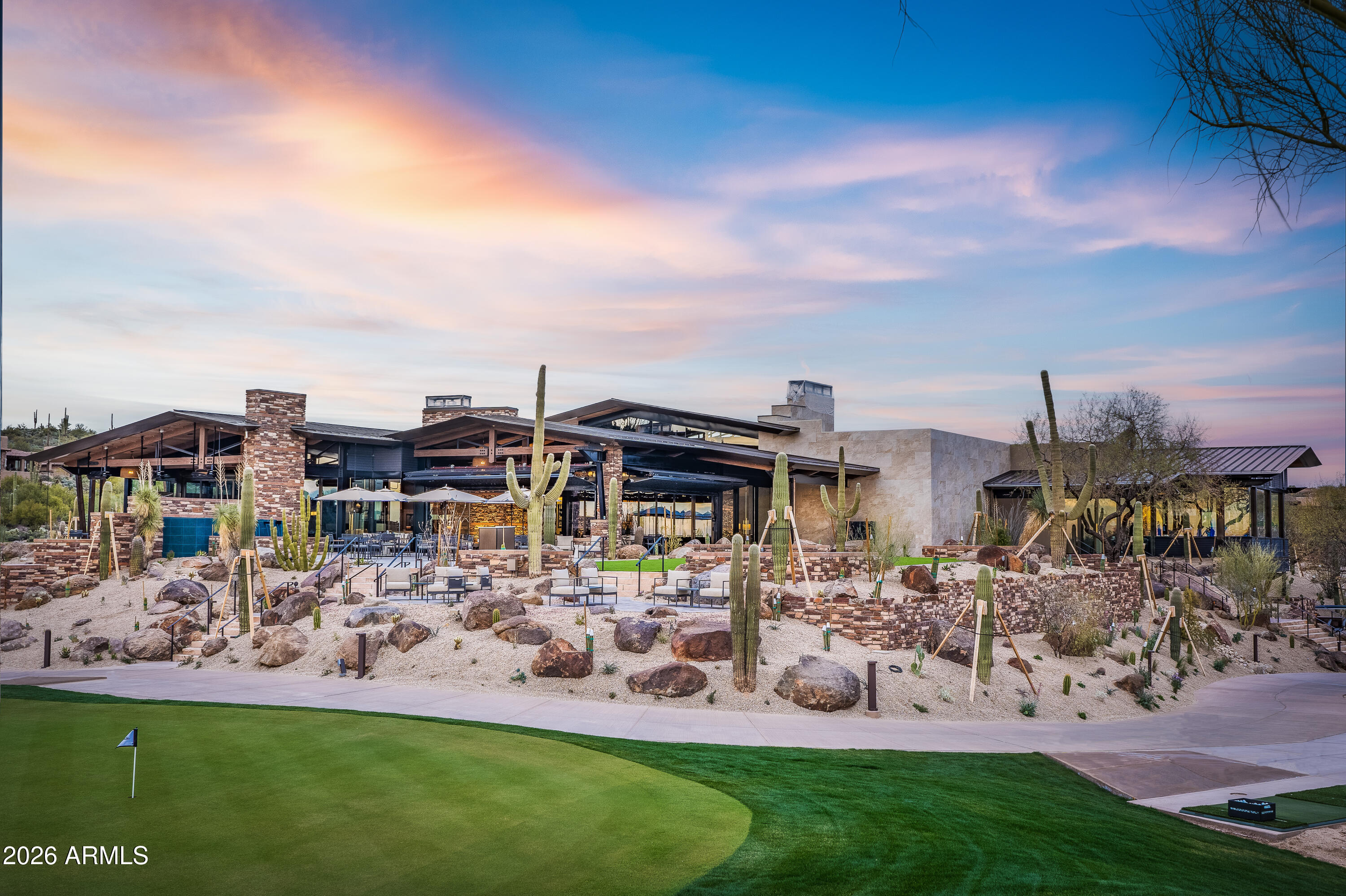 DESERT MOUNTAIN - Residential