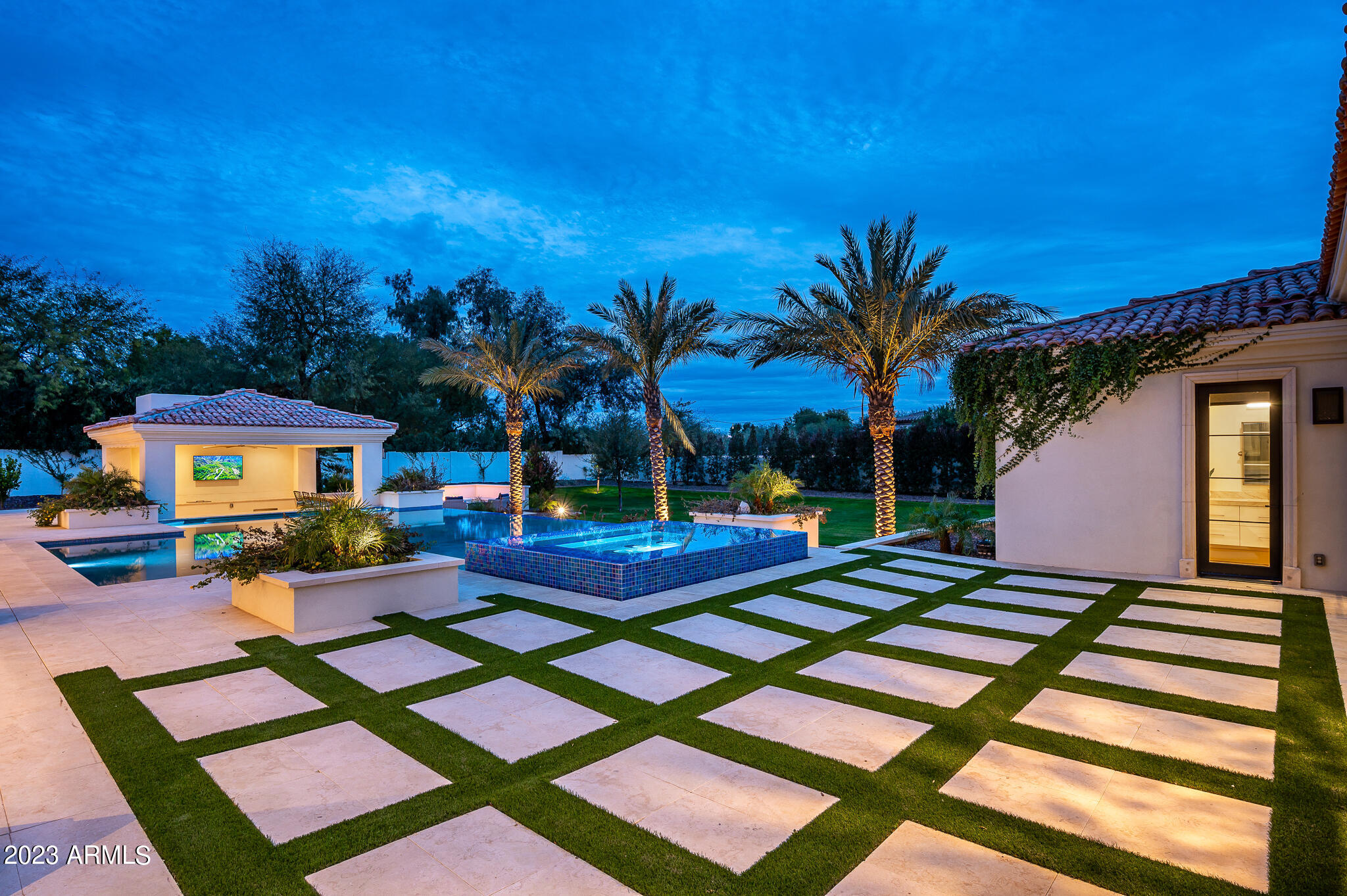 JORDENS SPLIT - Residential