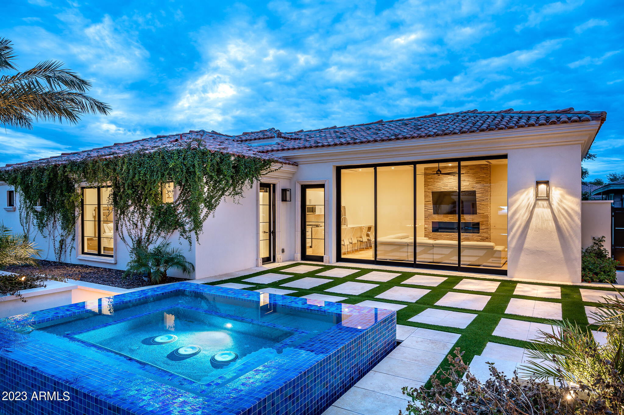 JORDENS SPLIT - Residential
