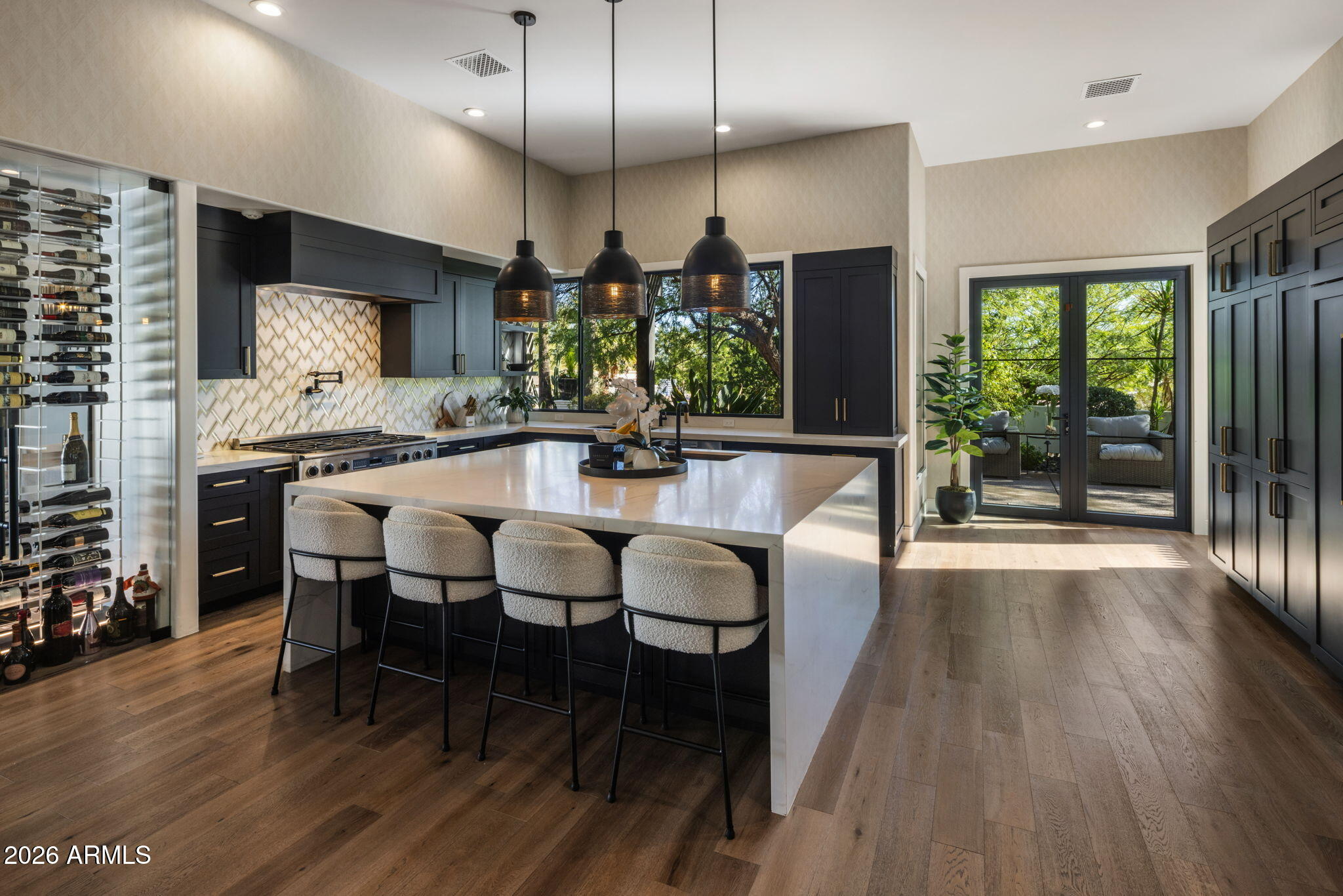 BRET HILLS - Residential