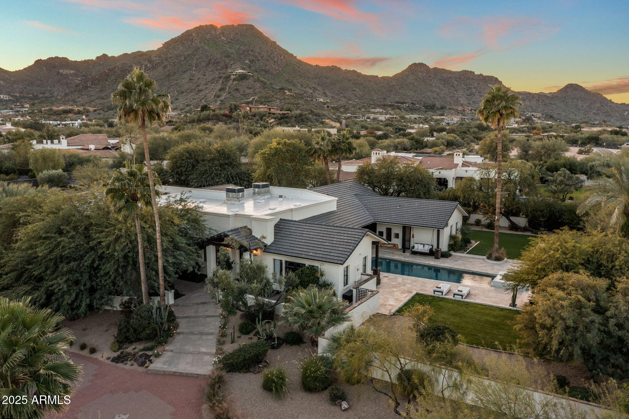 BRET HILLS - Residential