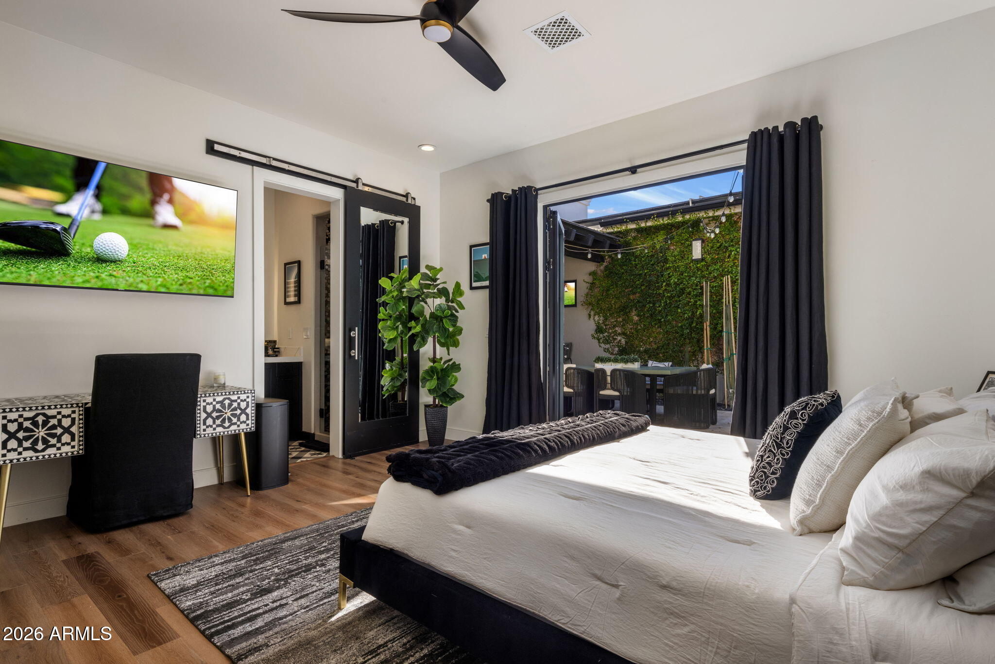 BRET HILLS - Residential