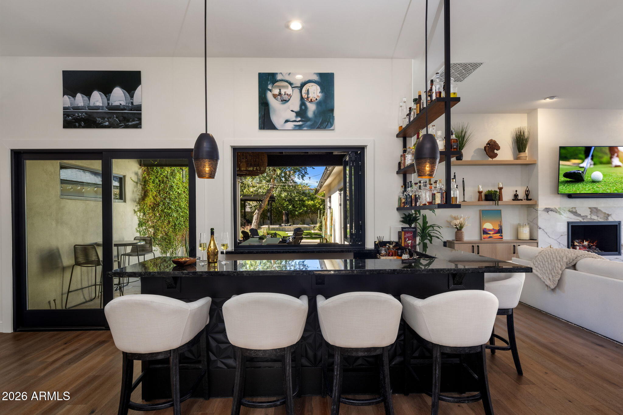 BRET HILLS - Residential