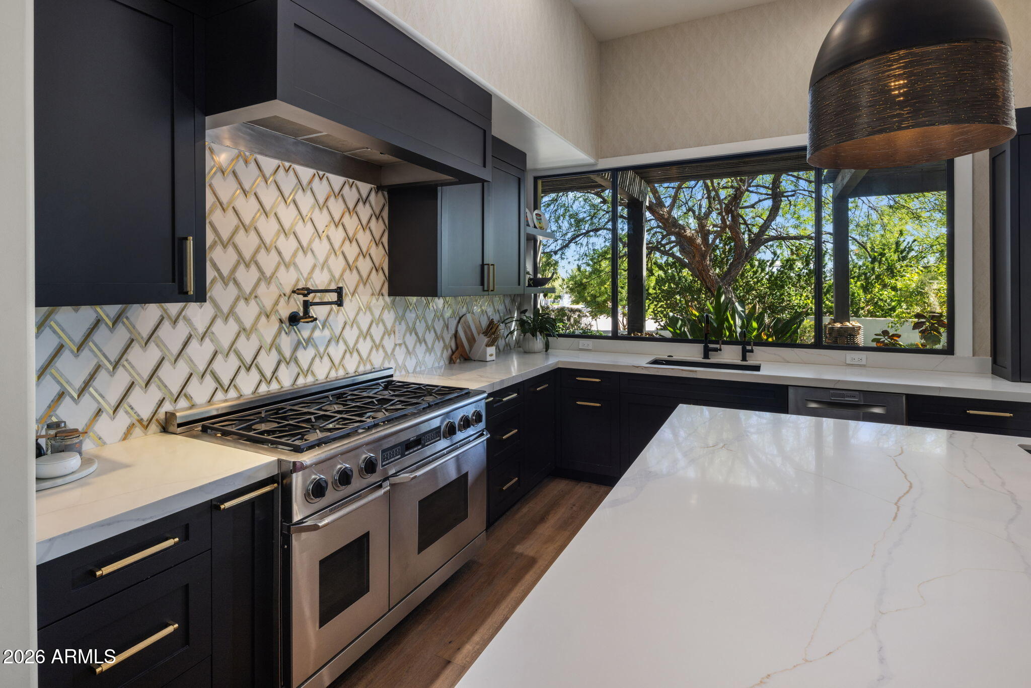 BRET HILLS - Residential