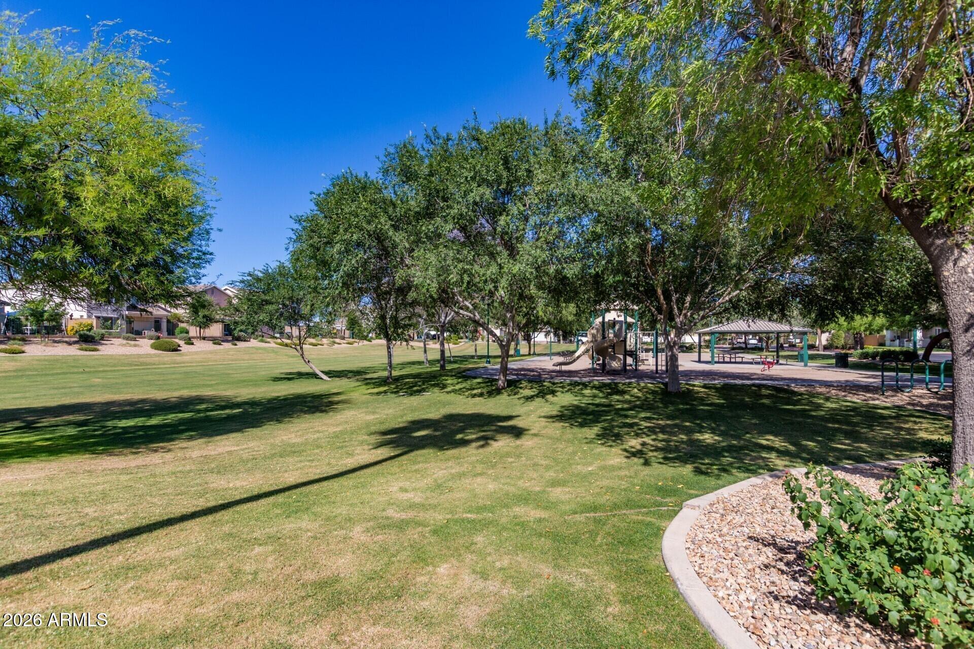 BARRINGTON ESTATES VARIOUS LOTS 2ND AMD - Residential