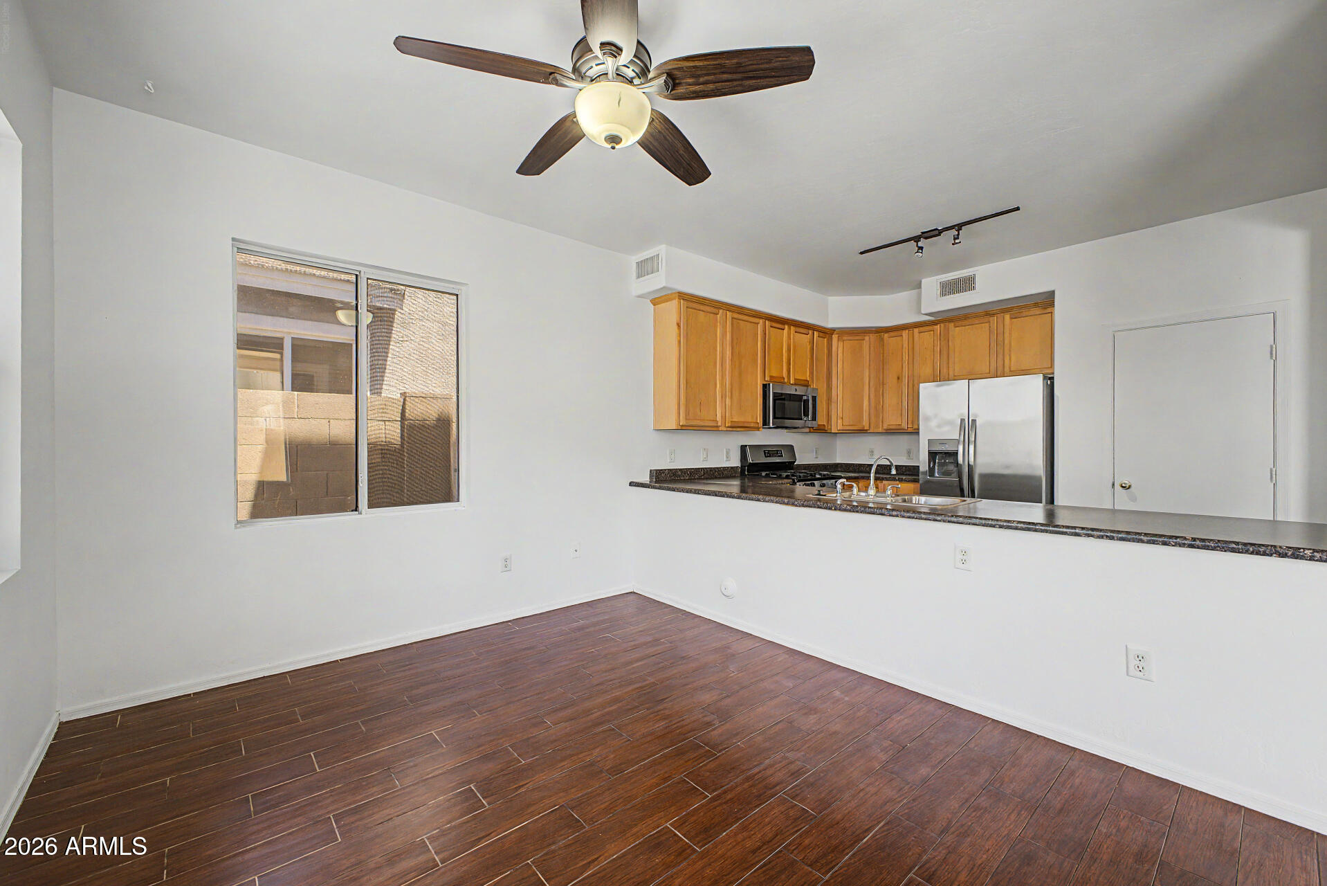 BARRINGTON ESTATES VARIOUS LOTS 2ND AMD - Residential