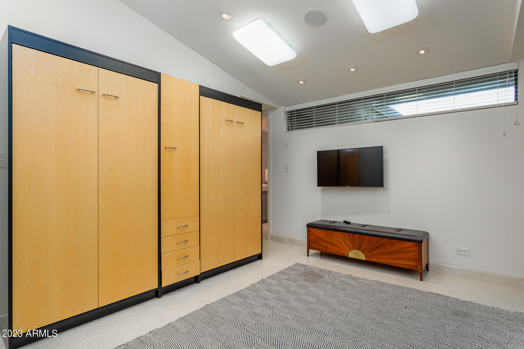 CASA DENNIS 1 - Residential