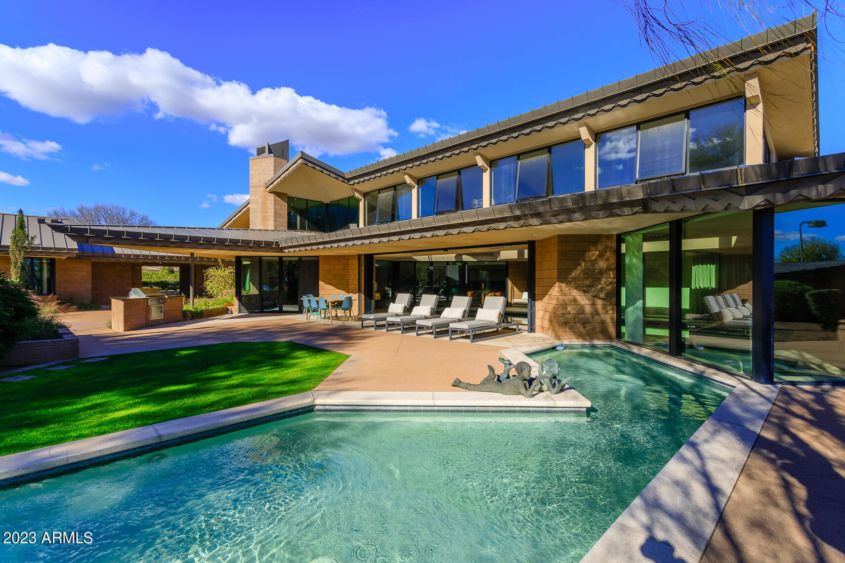 CASA DENNIS 1 - Residential