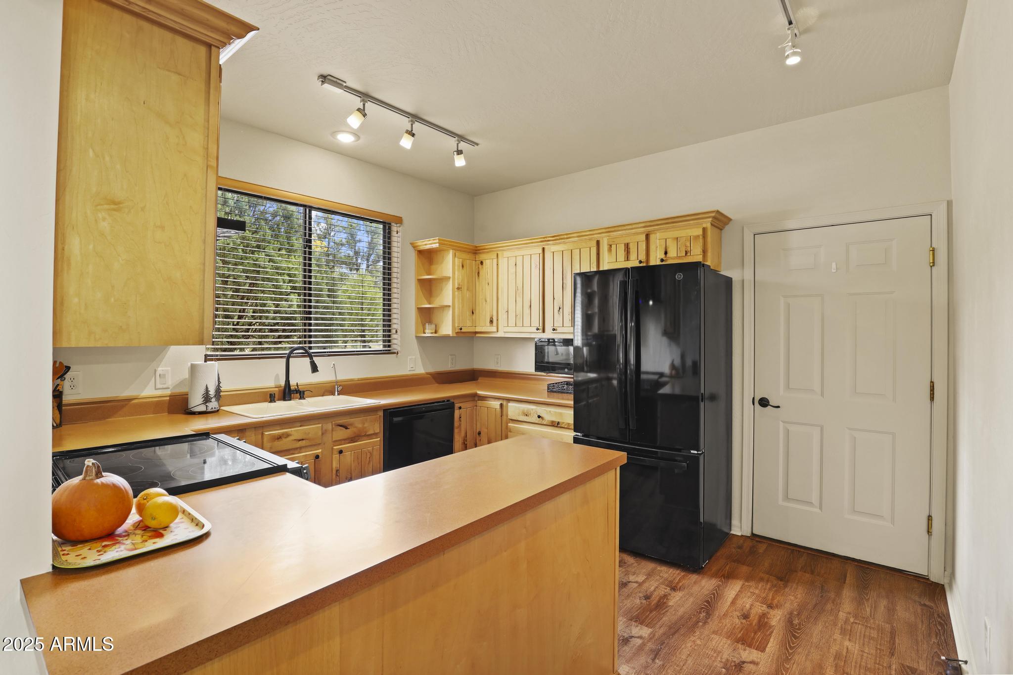 BLUE RIDGE ESTATES 2 - Residential