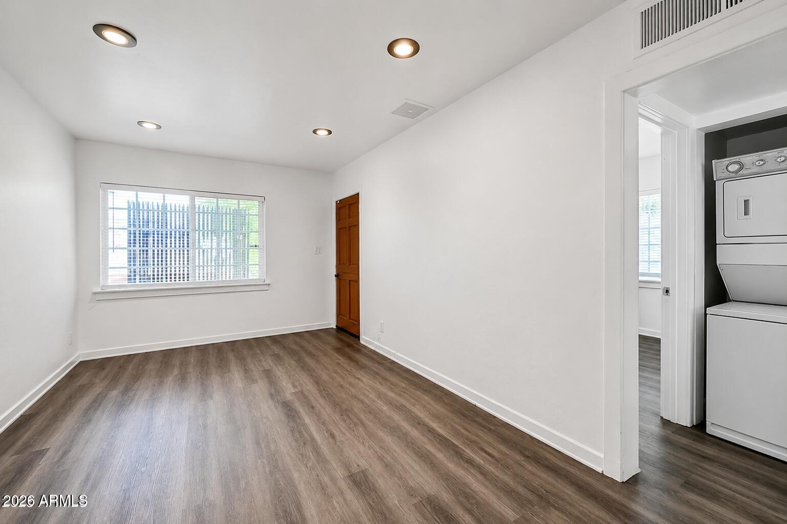 COUNTRY CLUB PARK BLK 1-2 - Residential Income