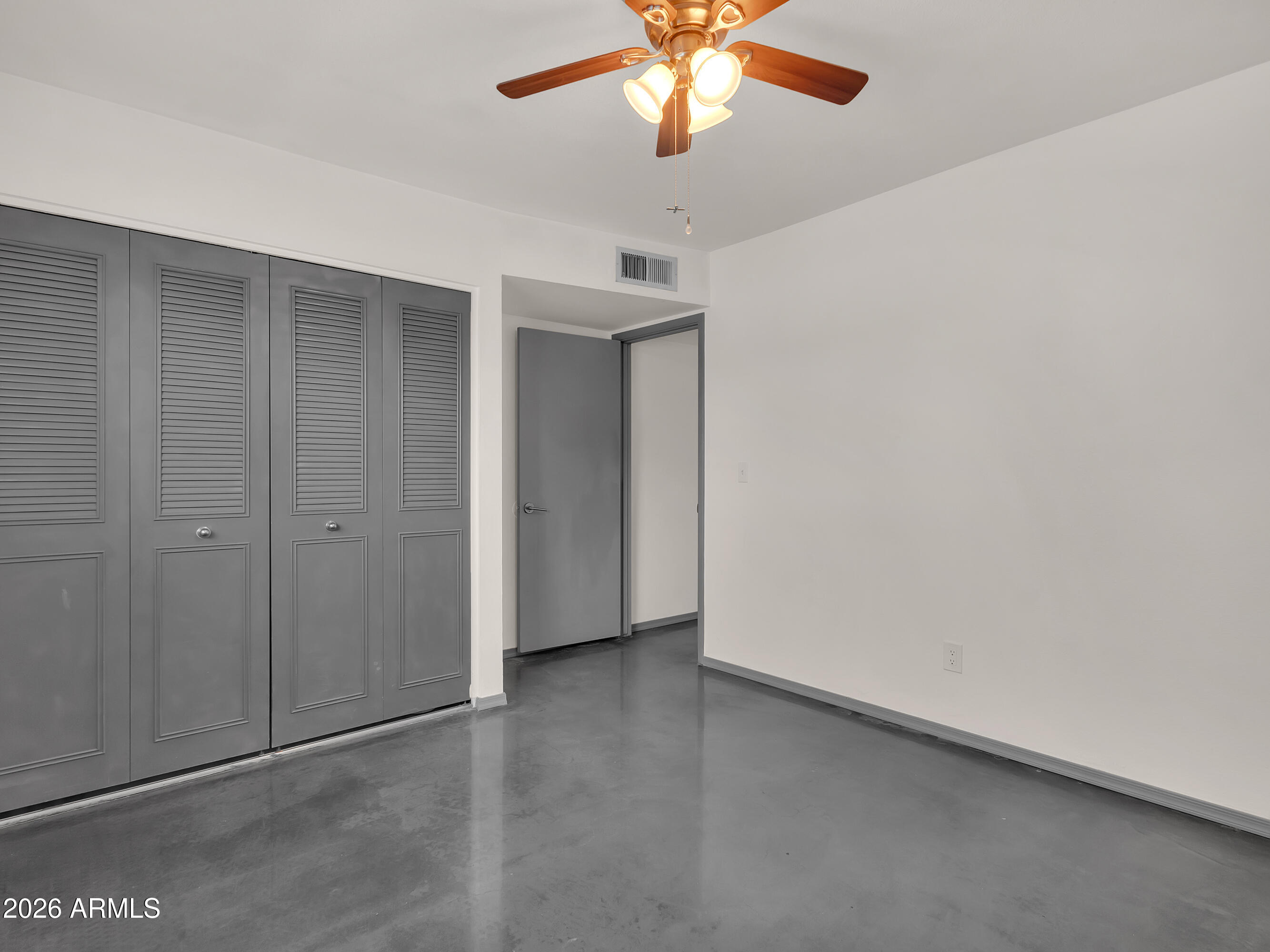 ROYAL ESTATES WEST 4 - Residential