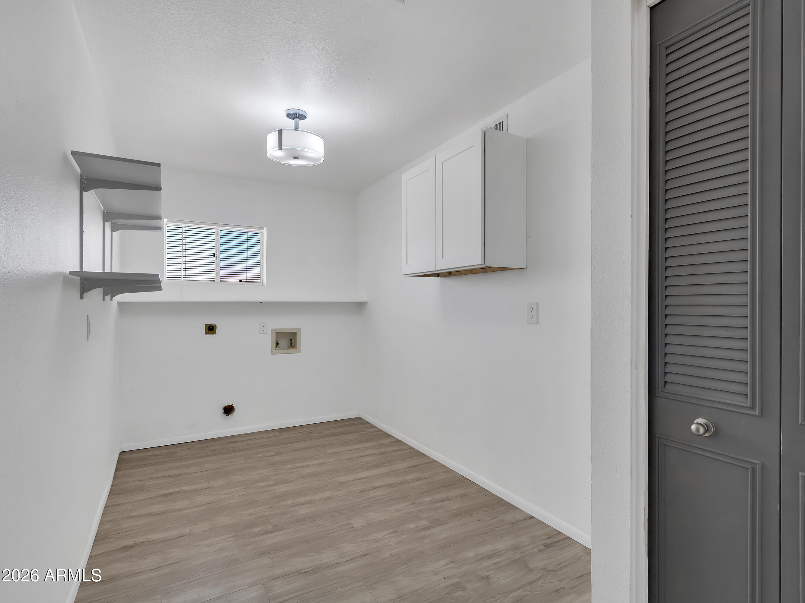 ROYAL ESTATES WEST 4 - Residential