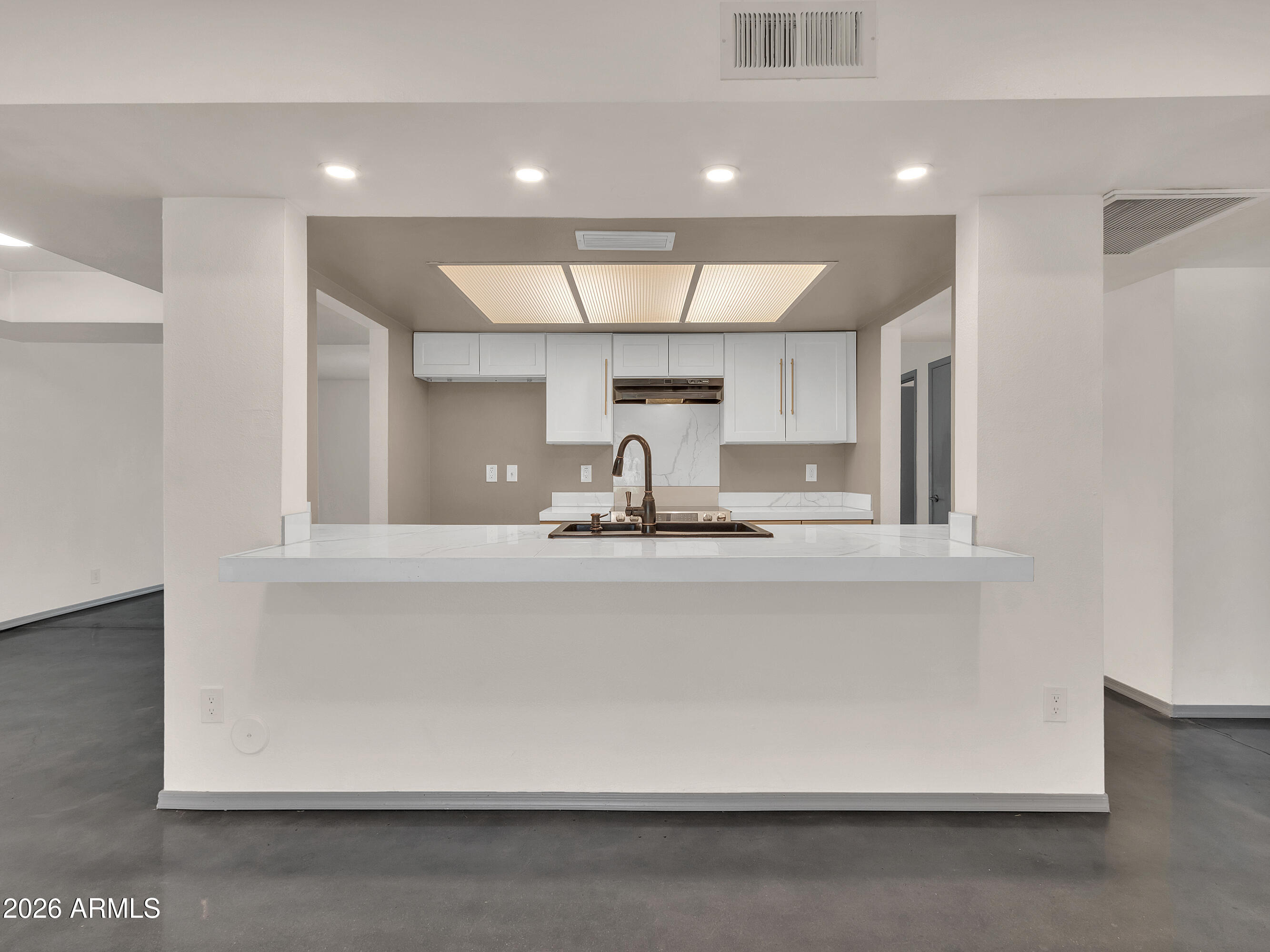 ROYAL ESTATES WEST 4 - Residential