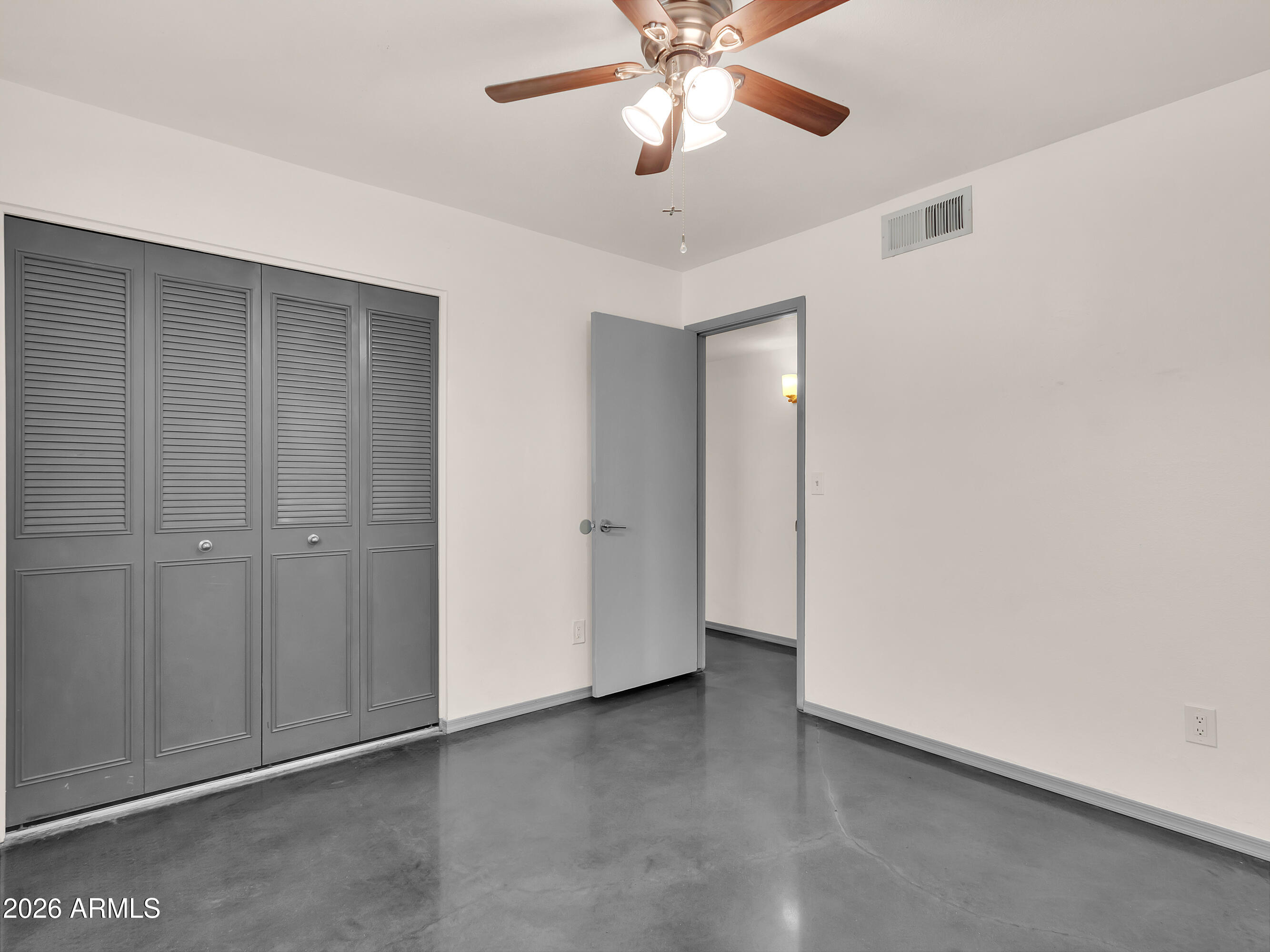 ROYAL ESTATES WEST 4 - Residential