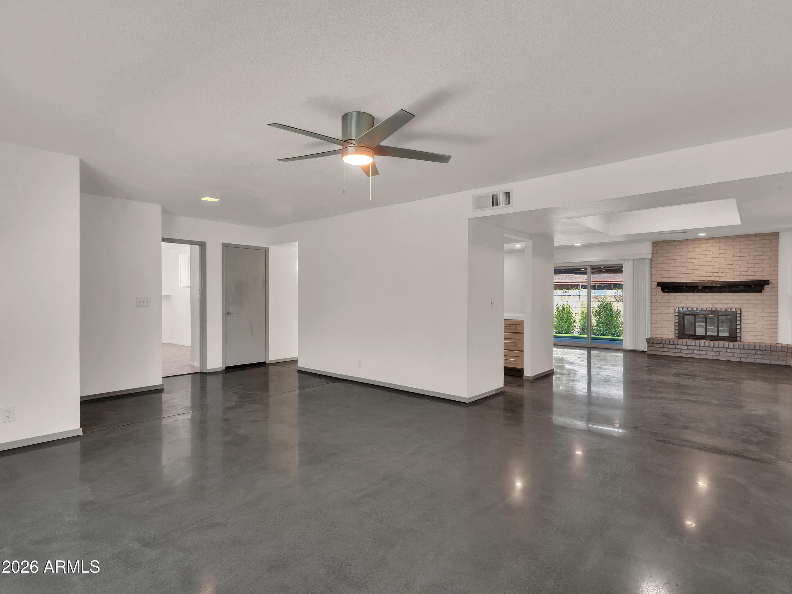 ROYAL ESTATES WEST 4 - Residential