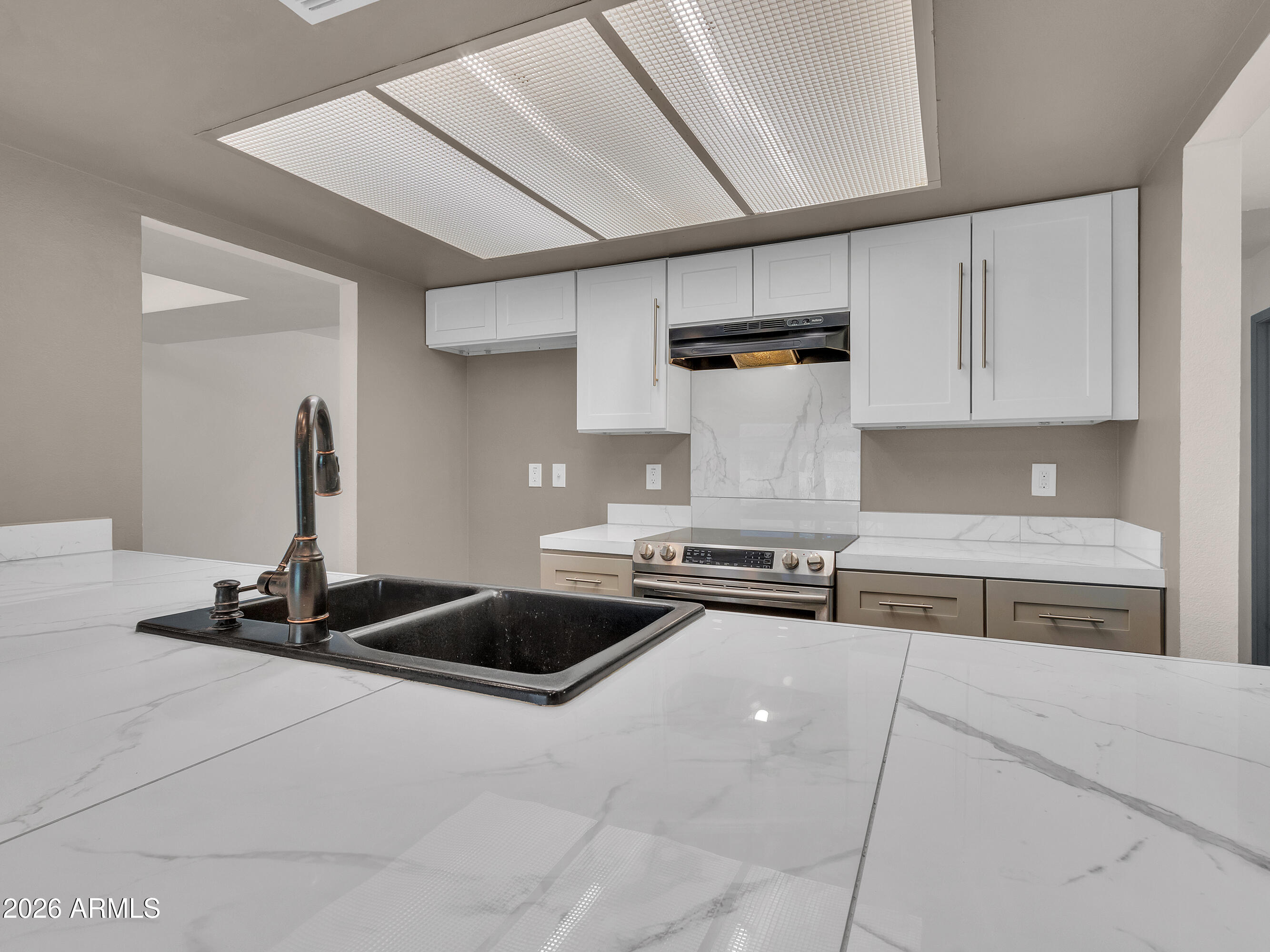 ROYAL ESTATES WEST 4 - Residential