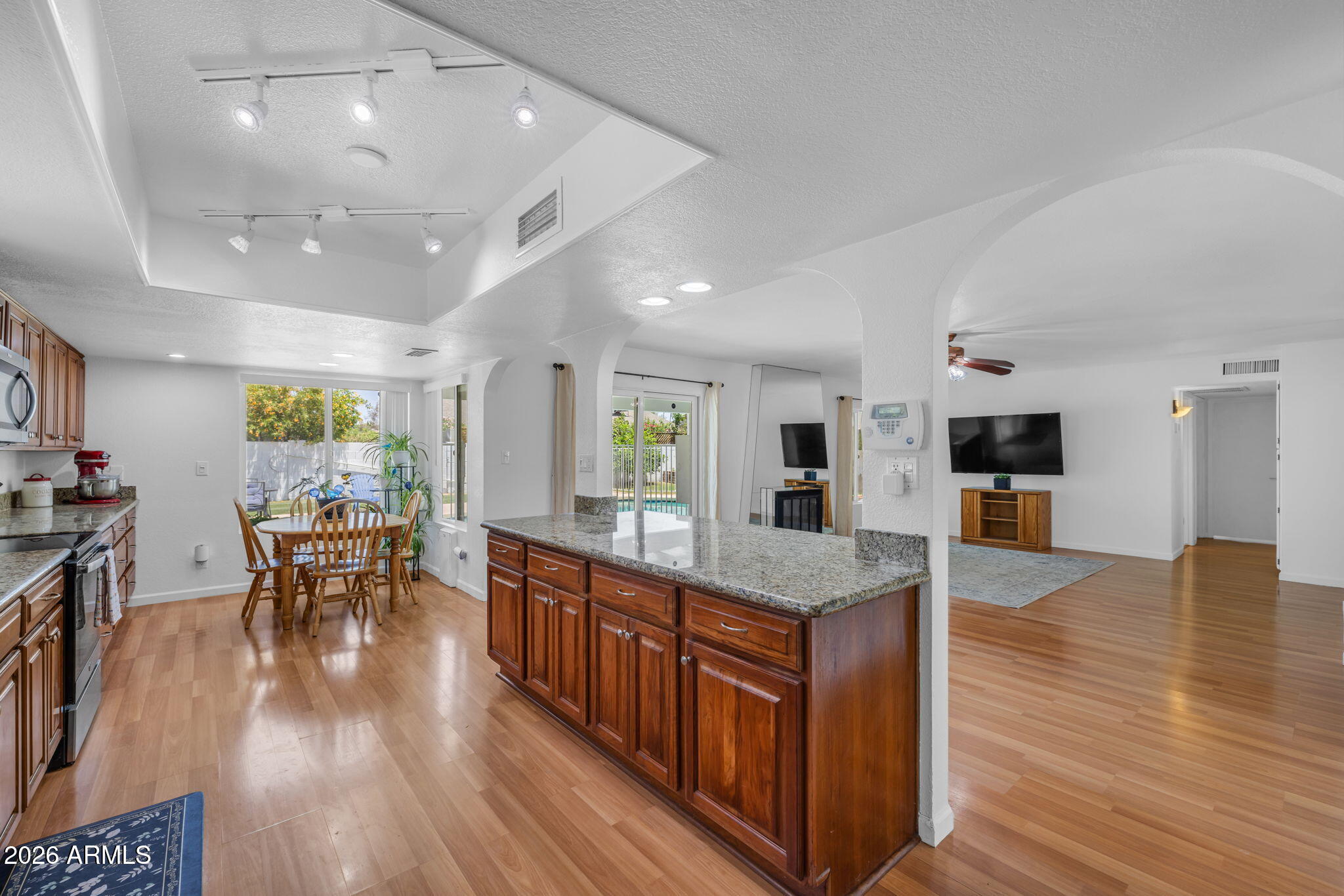 SUNBURST ESTATES 2 - Residential