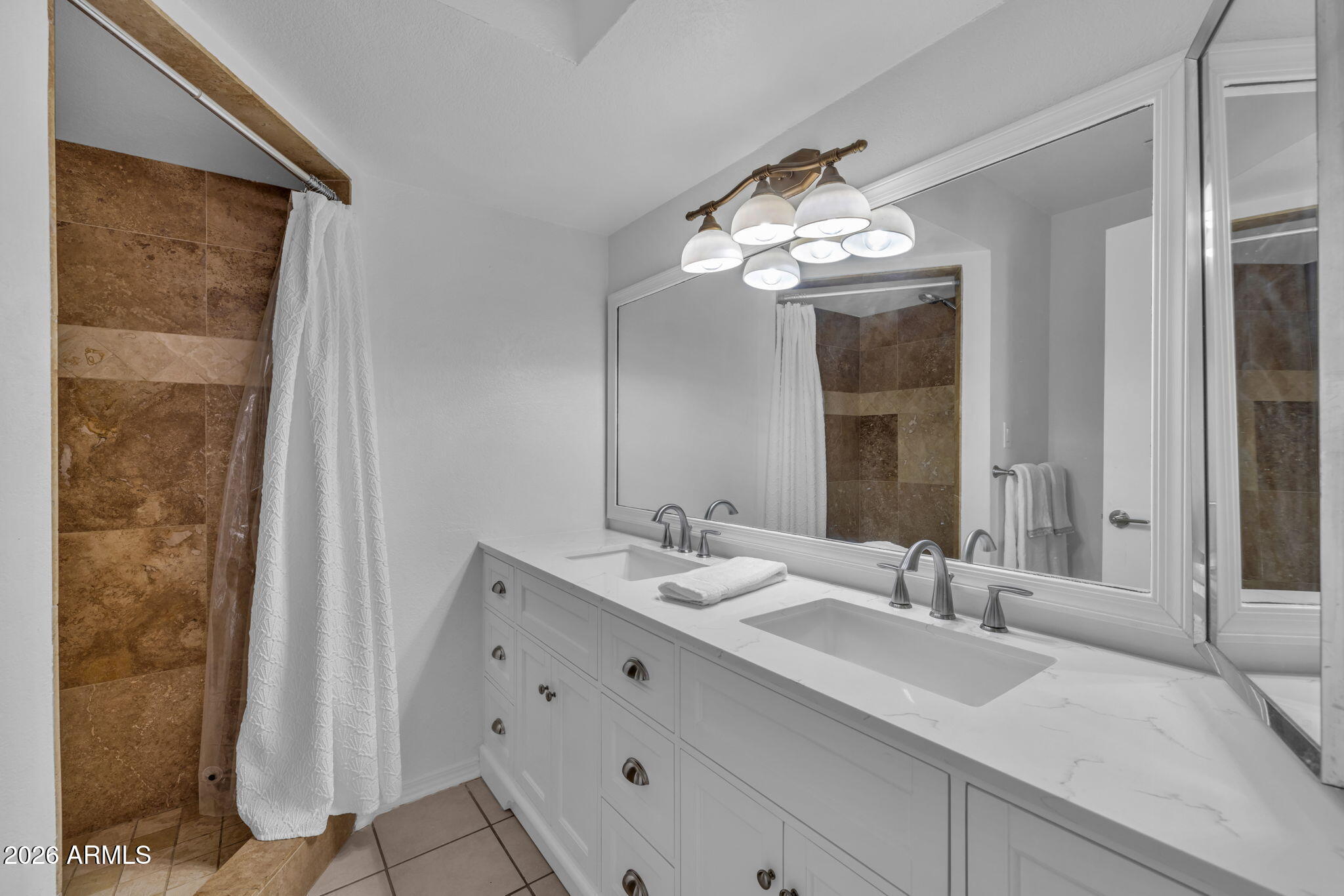 SUNBURST ESTATES 2 - Residential