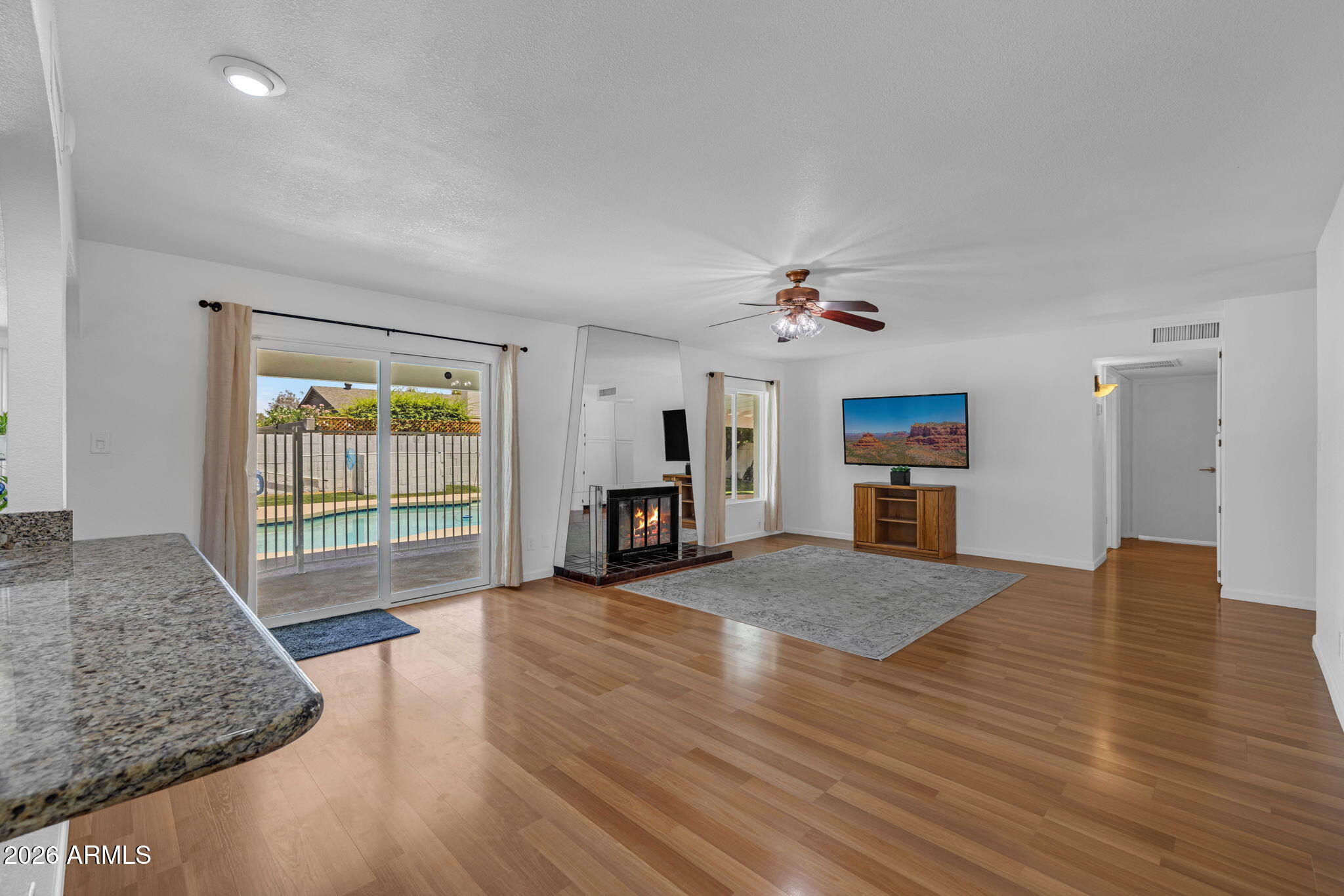 SUNBURST ESTATES 2 - Residential