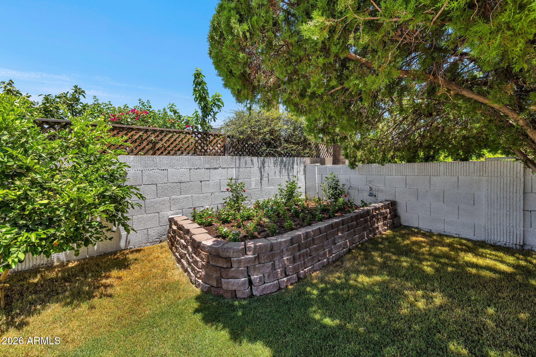 SUNBURST ESTATES 2 - Residential