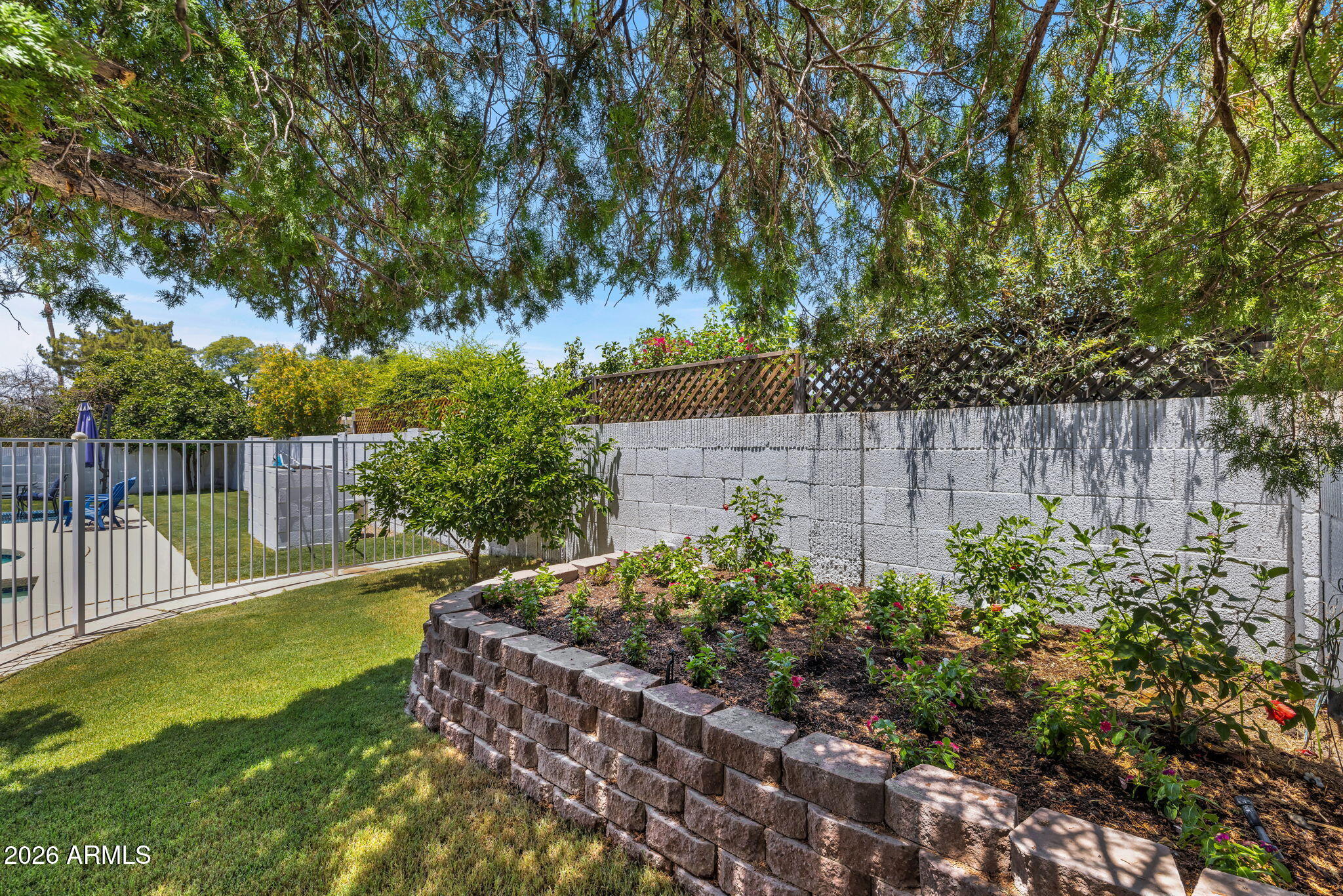 SUNBURST ESTATES 2 - Residential