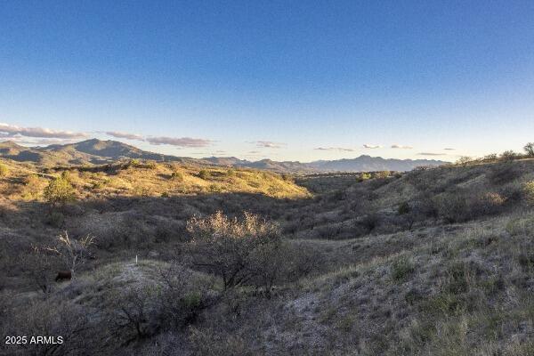 ADOBE CANYON - Land