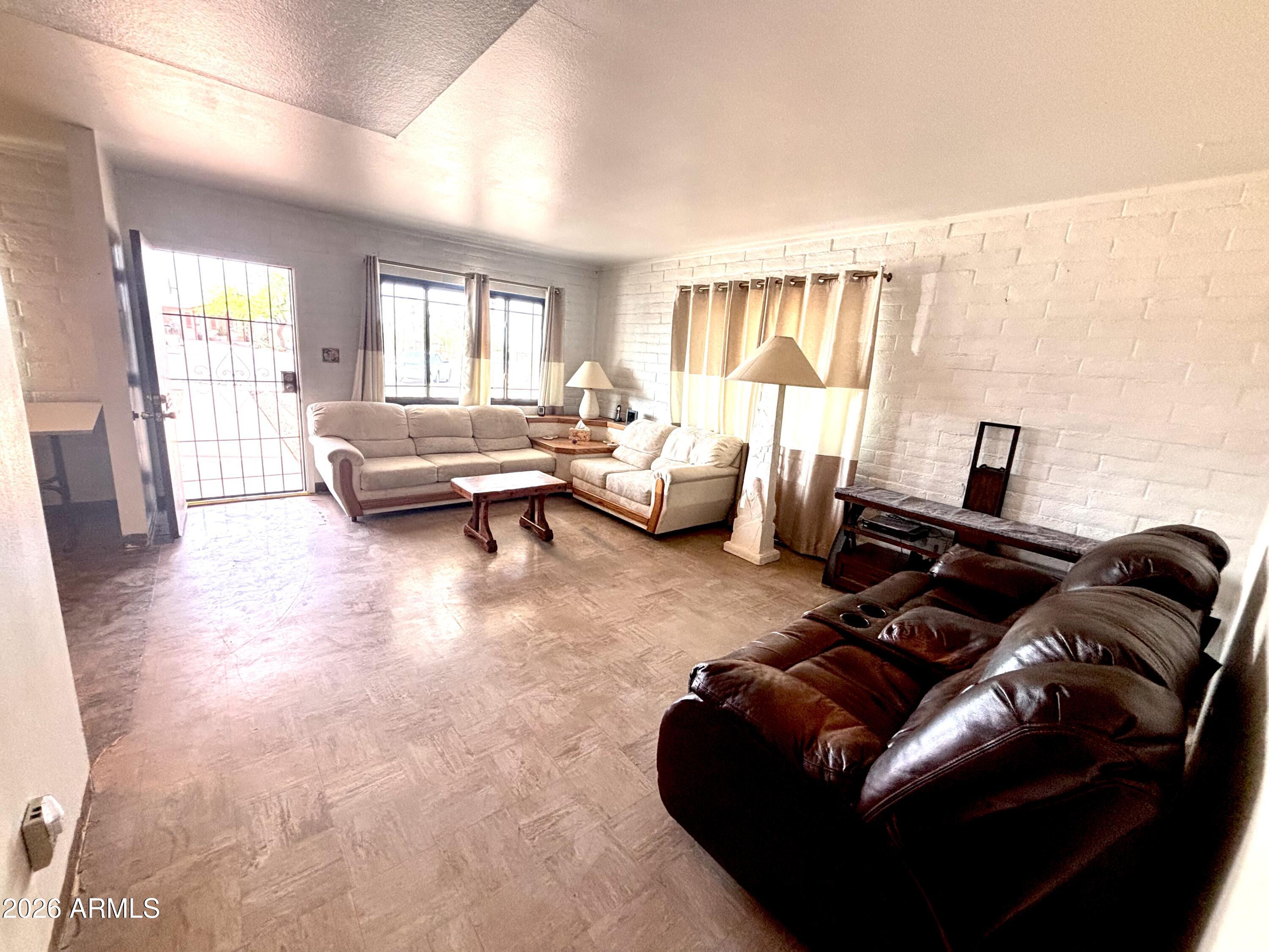 CAMERON PLACE - Residential