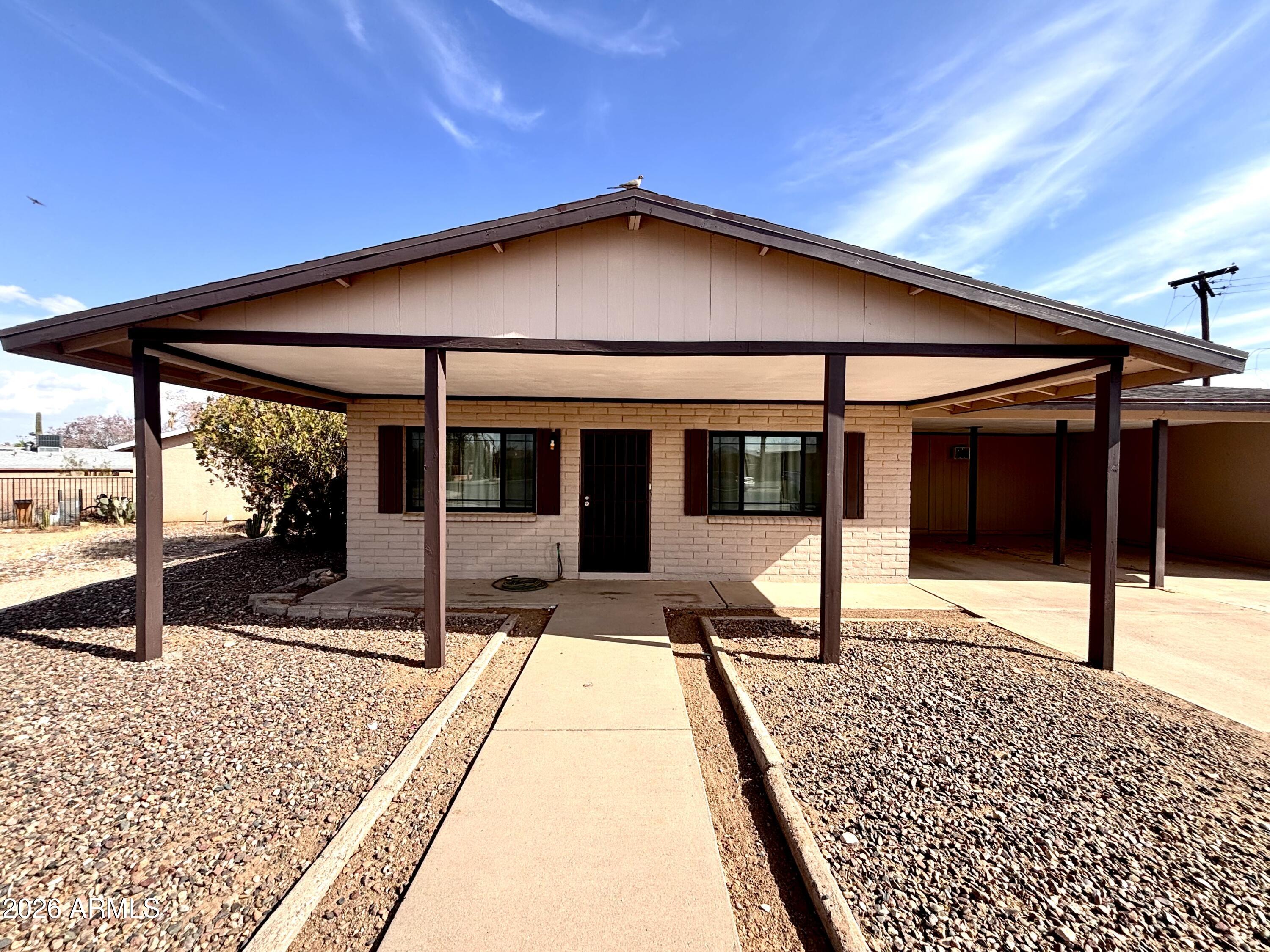 CAMERON PLACE - Residential