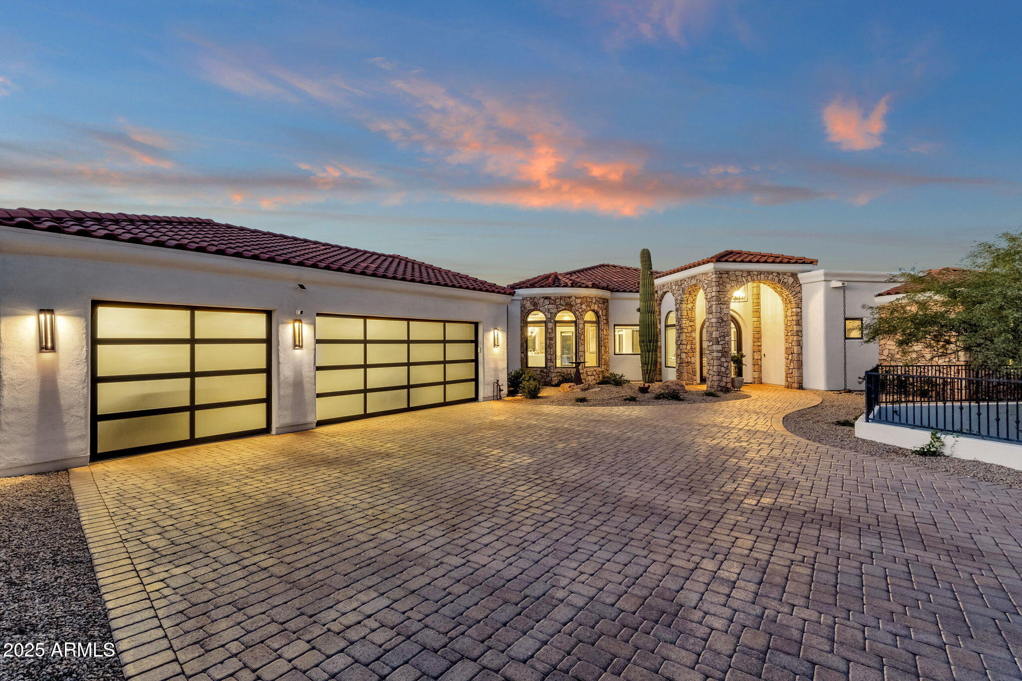 BLACK MOUNTAIN SHADOWS - Residential
