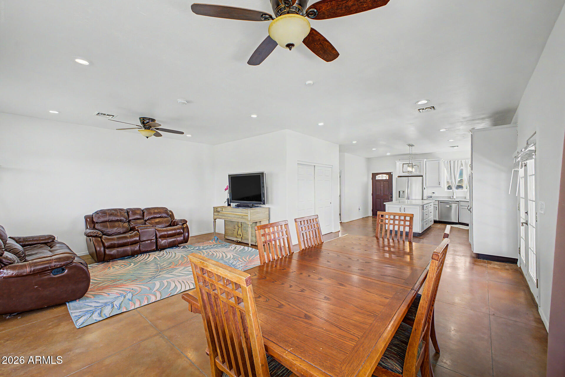 WHISPERING RANCH UNIT 2 BLK 2 - Residential
