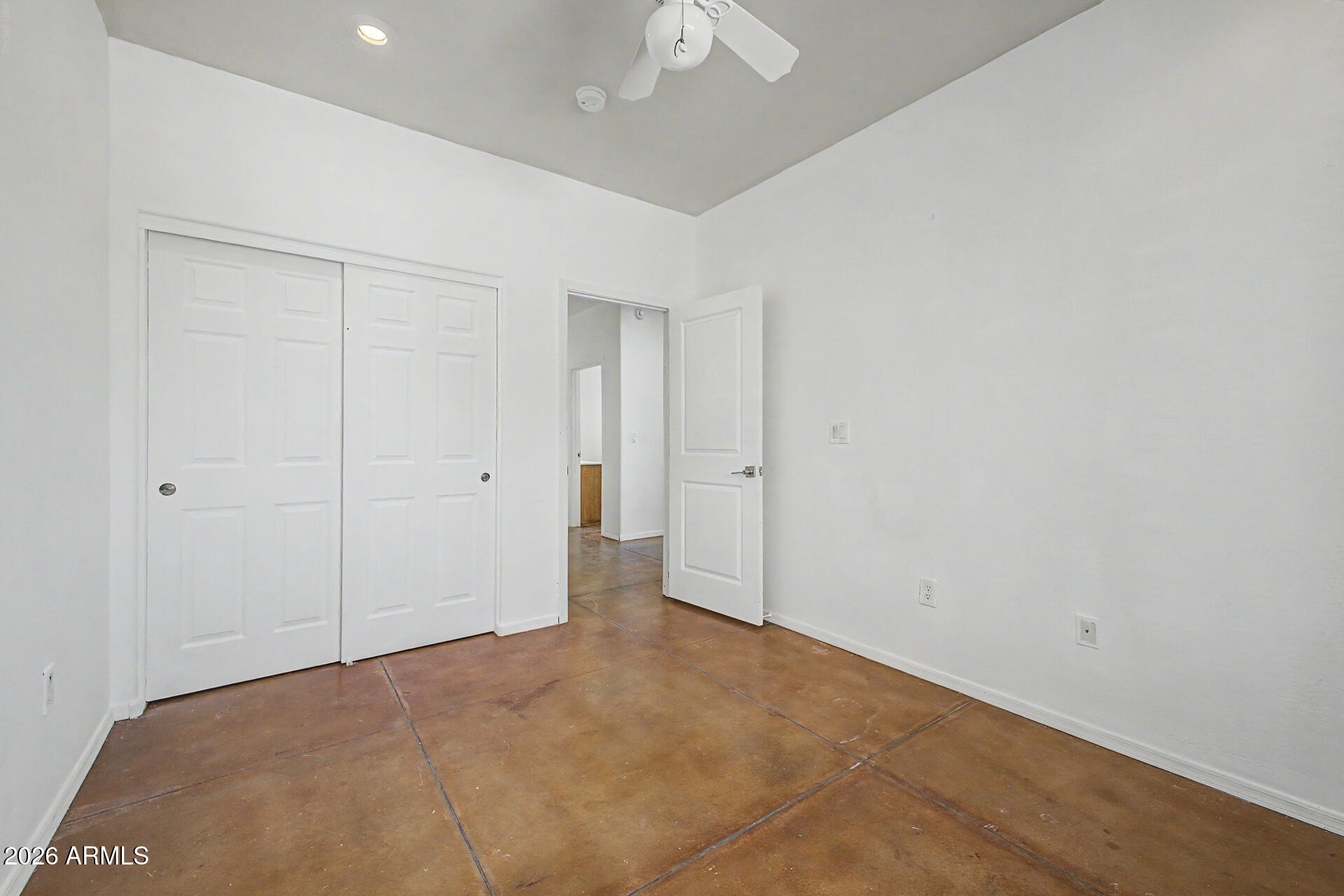 WHISPERING RANCH UNIT 2 BLK 2 - Residential
