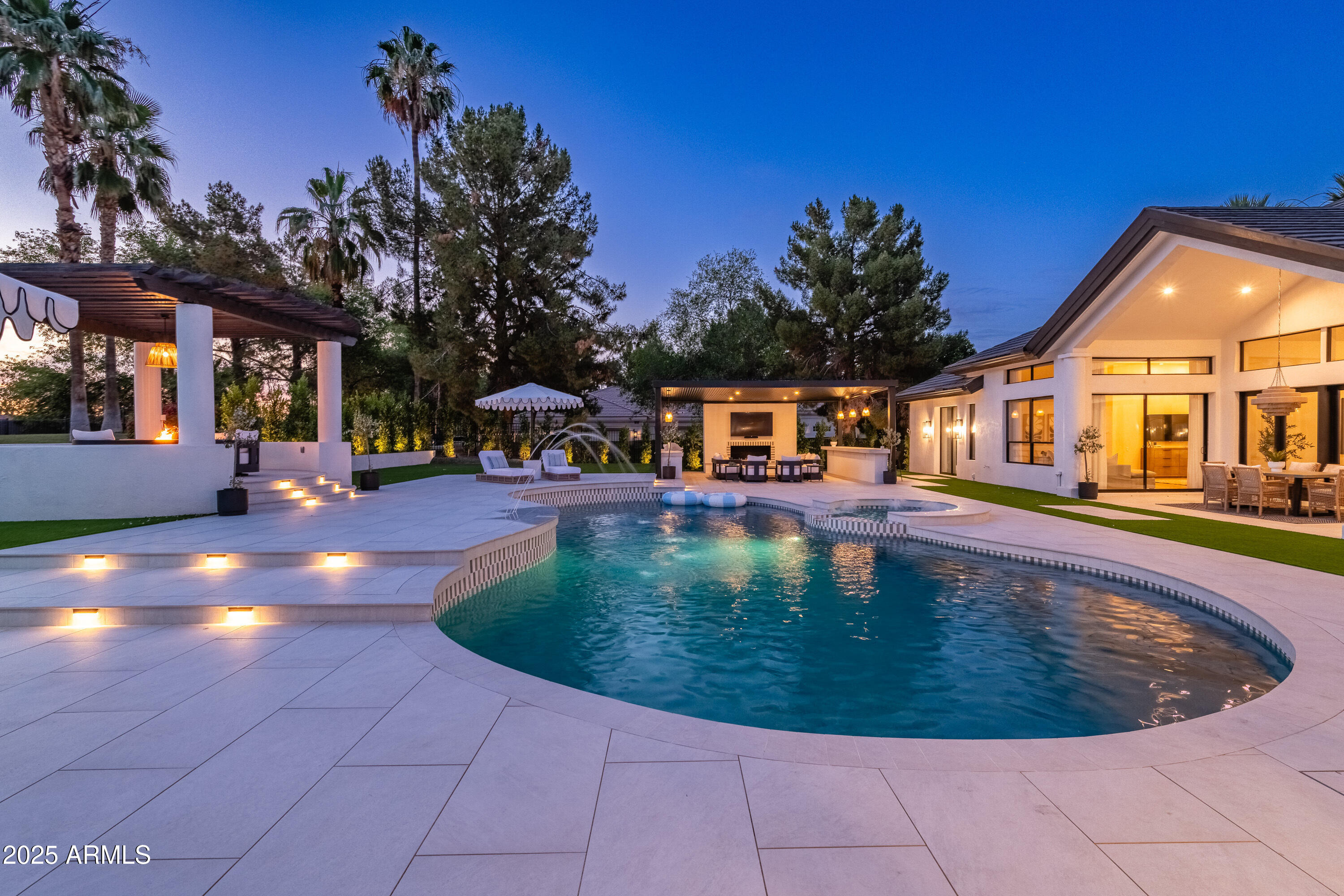 OAKWOOD HILLS - Residential