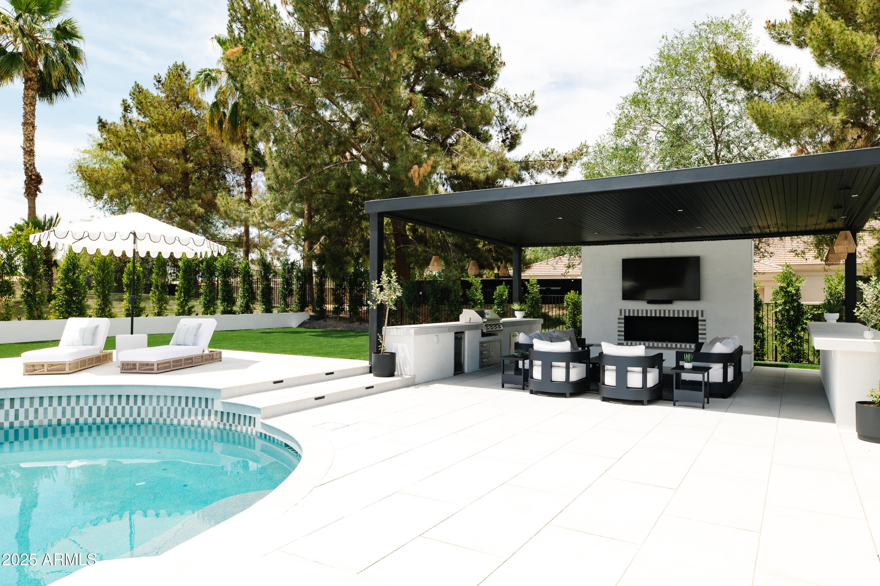 OAKWOOD HILLS - Residential