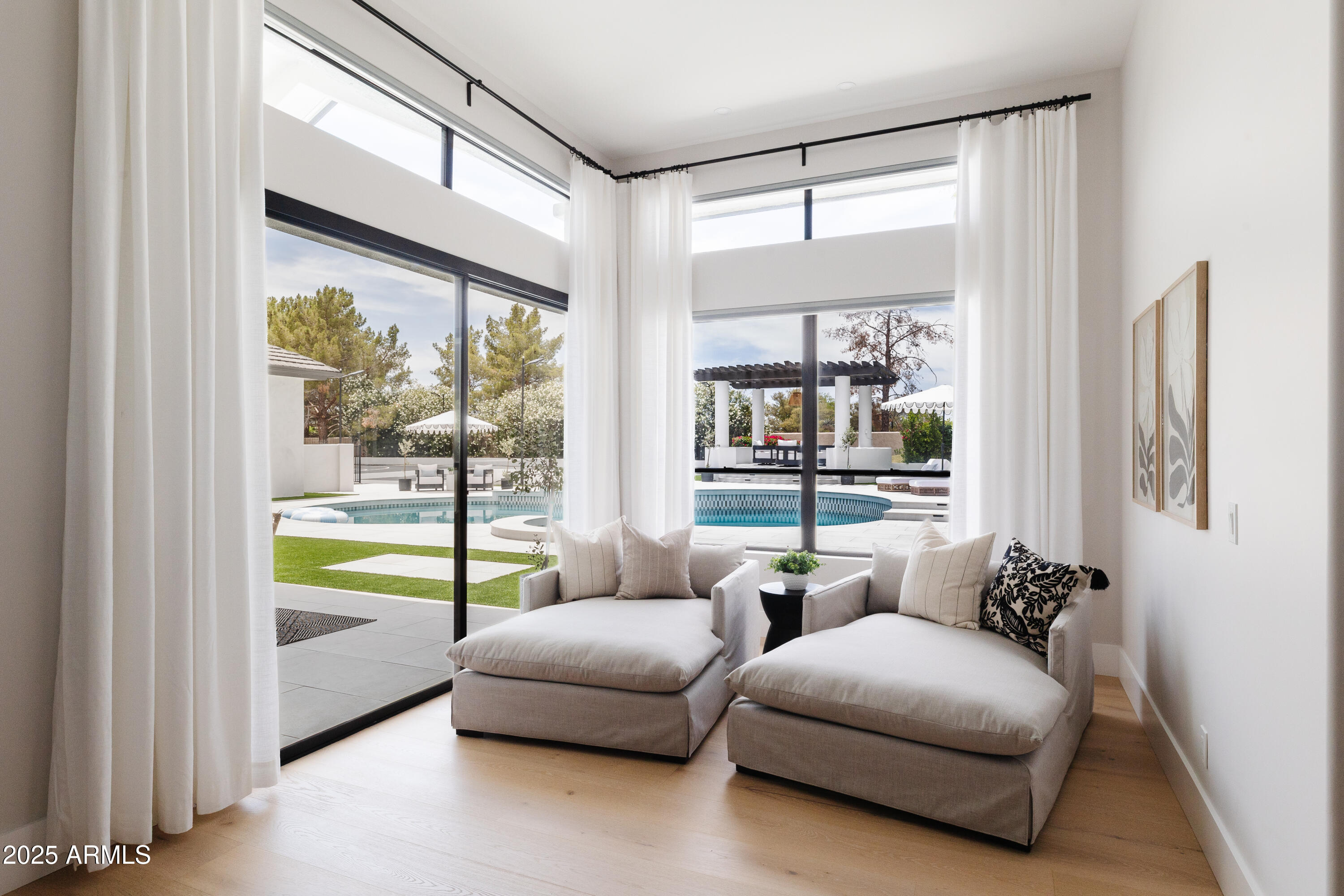 OAKWOOD HILLS - Residential