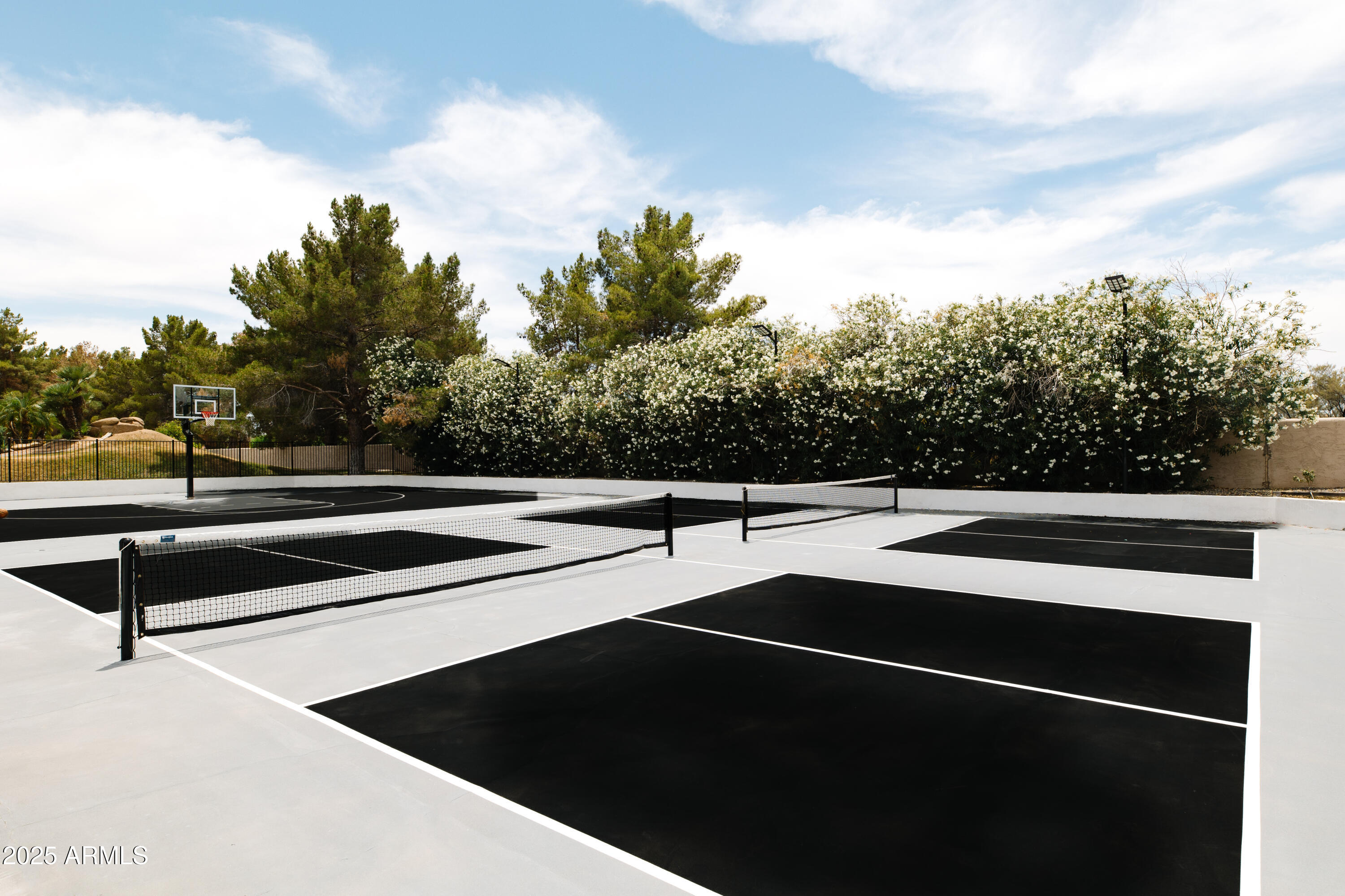 OAKWOOD HILLS - Residential