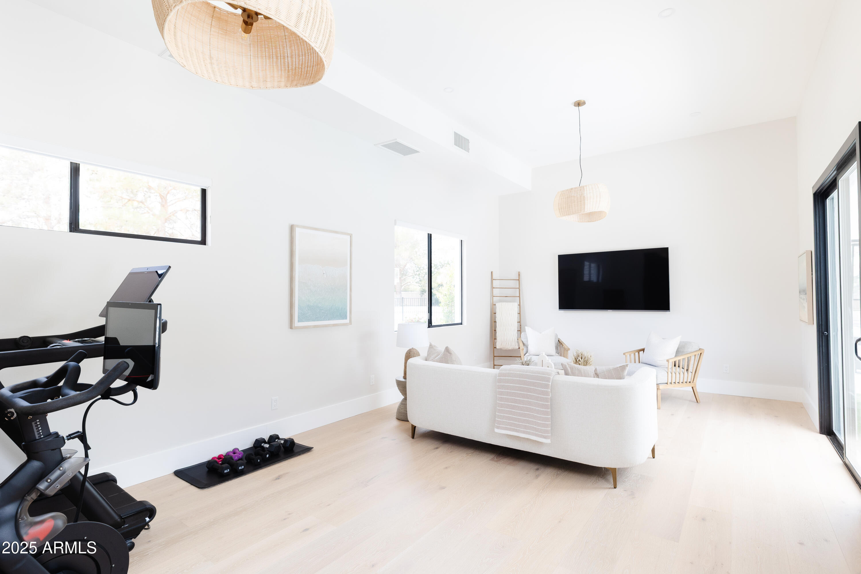 OAKWOOD HILLS - Residential