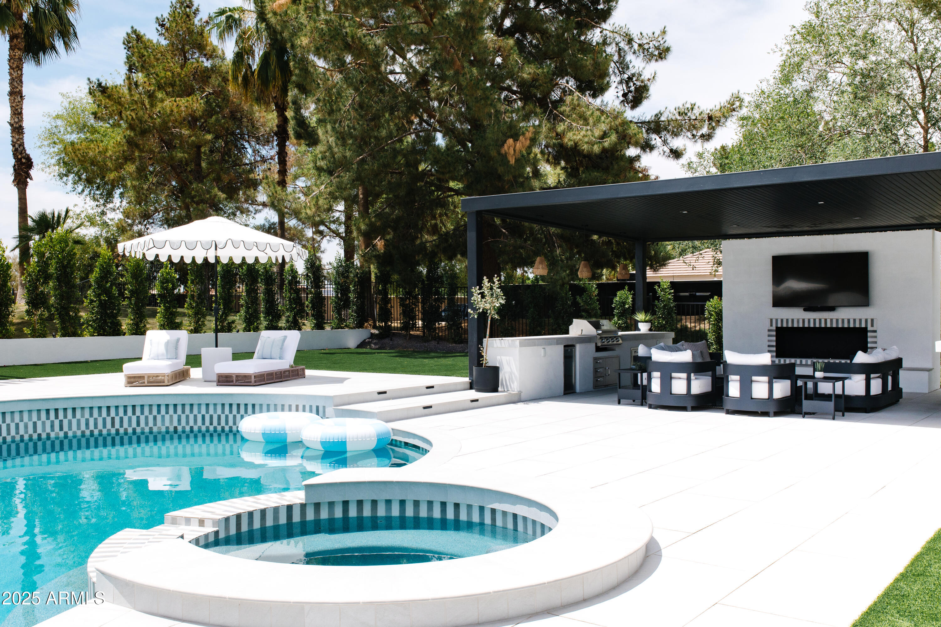 OAKWOOD HILLS - Residential