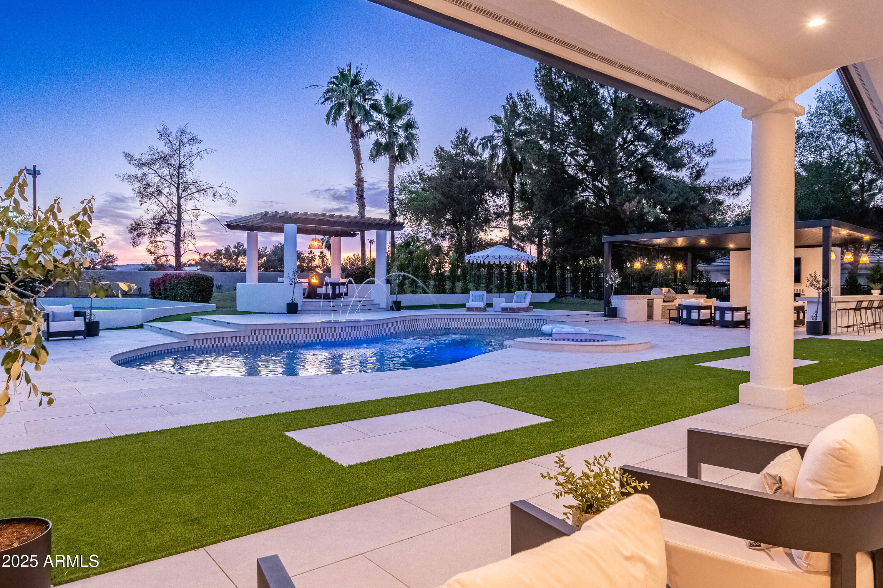 OAKWOOD HILLS - Residential