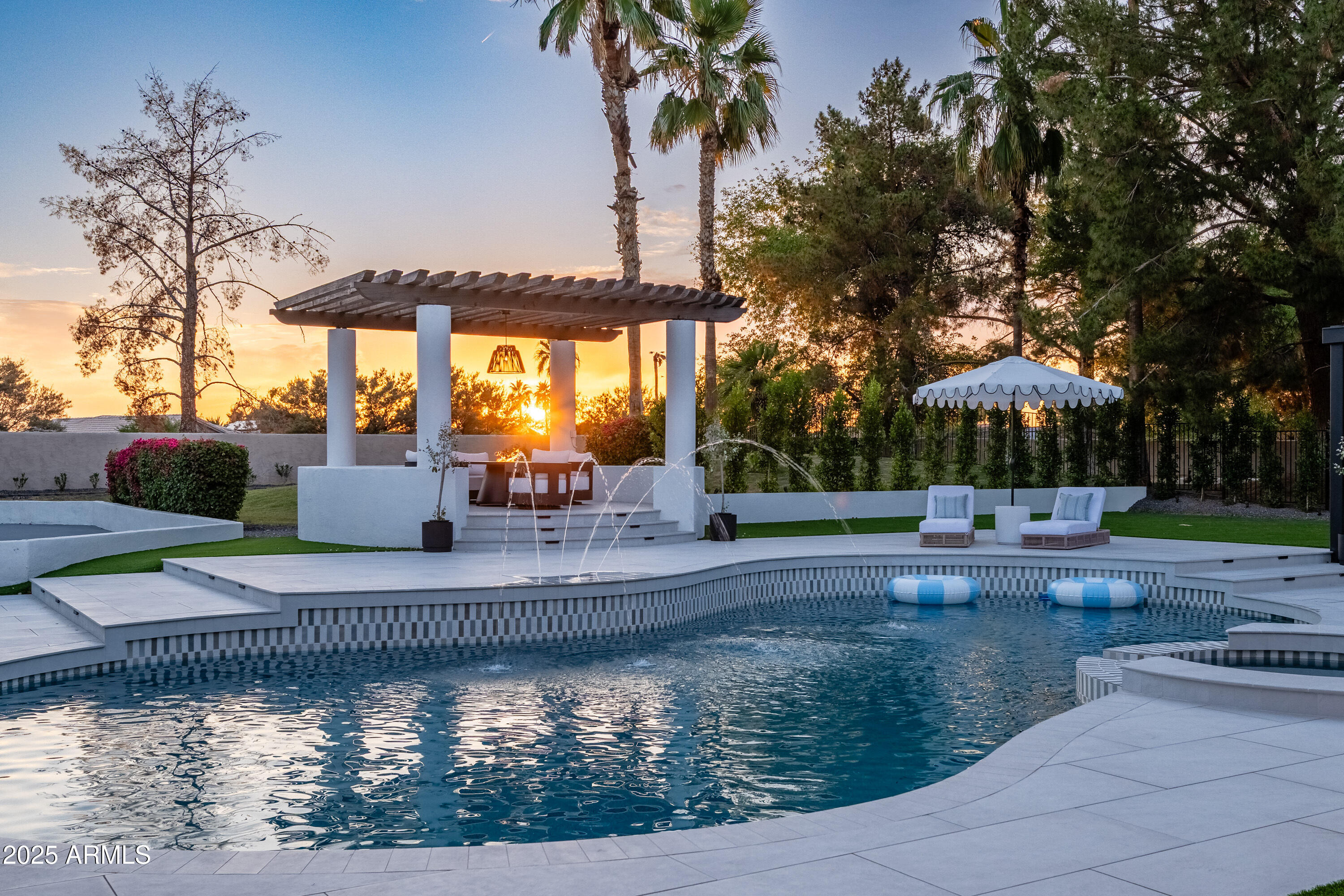 OAKWOOD HILLS - Residential