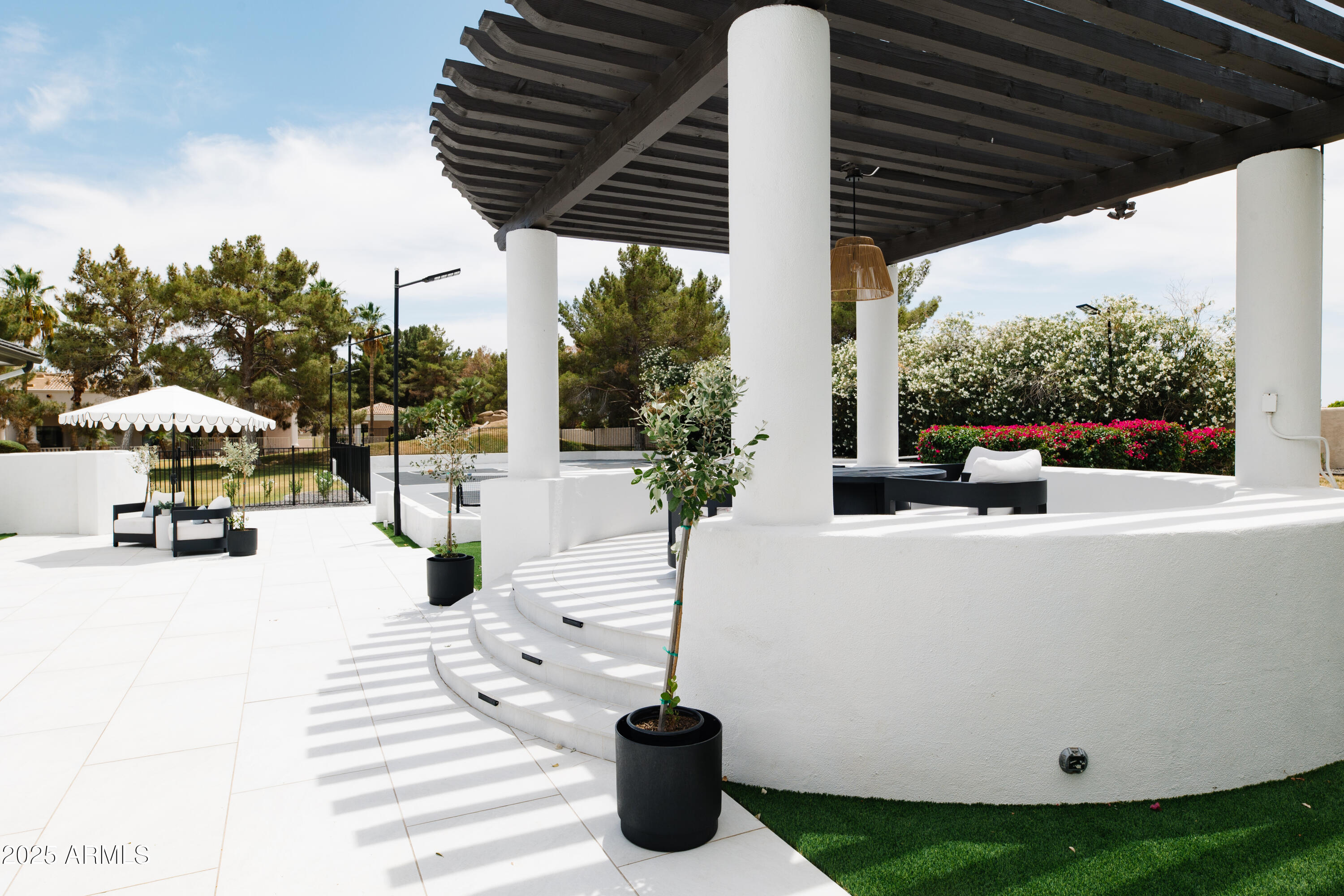 OAKWOOD HILLS - Residential