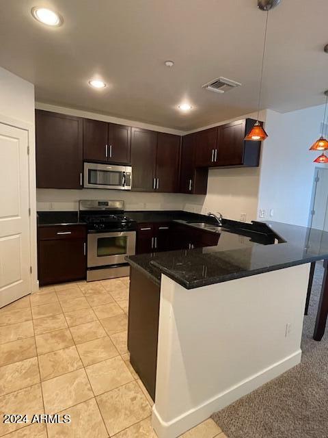 NORTH SHORE CONDOMINIUM 1 - Residential Lease
