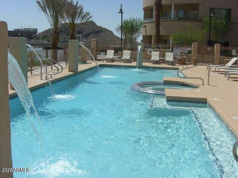 NORTH SHORE CONDOMINIUM 1 - Residential Lease