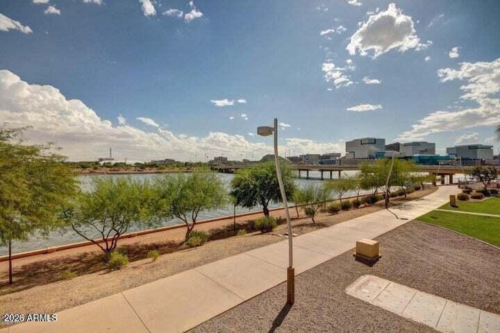 NORTH SHORE CONDOMINIUM 1 - Residential Lease